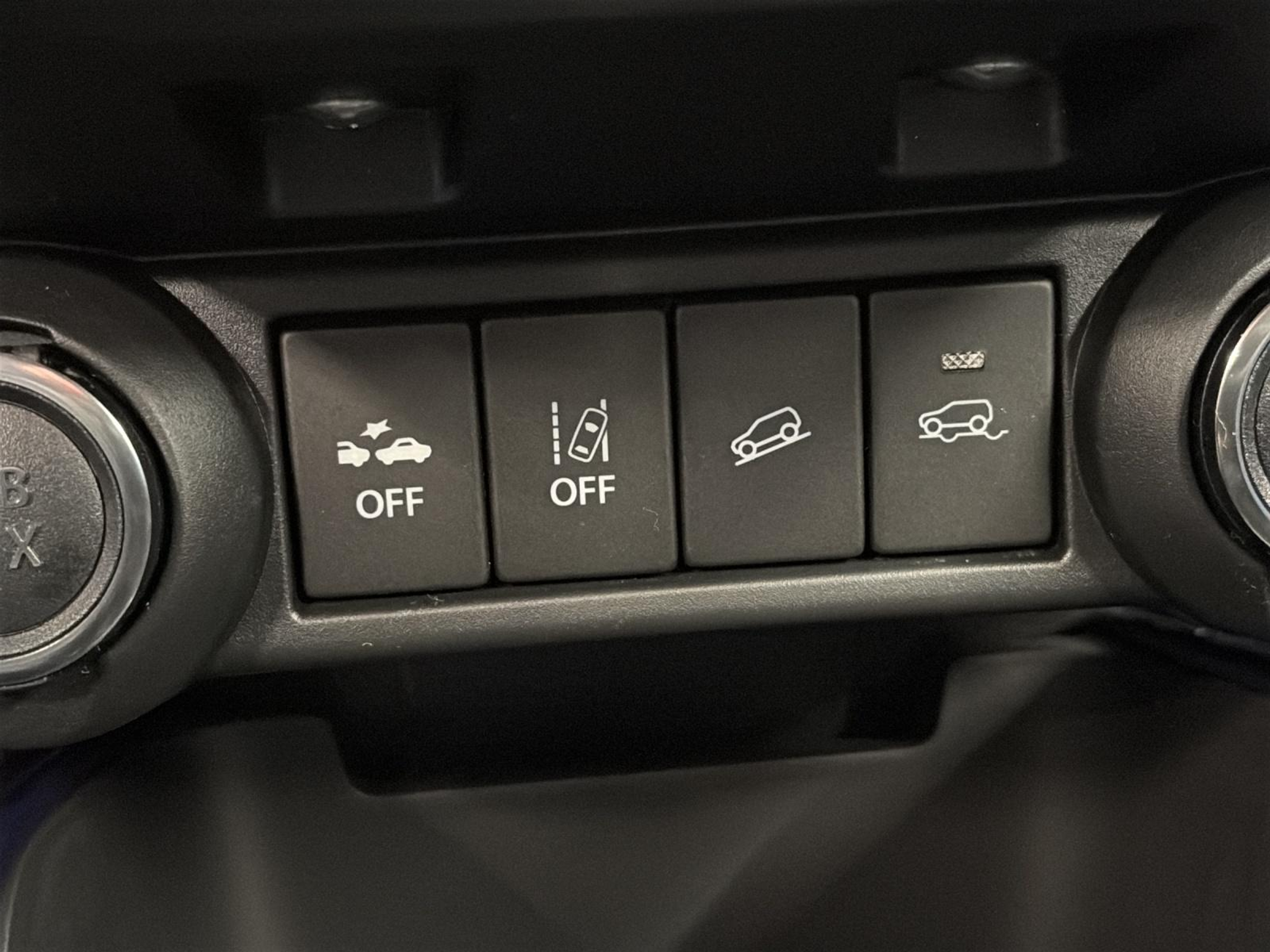 listing desktop thumbnail image 19