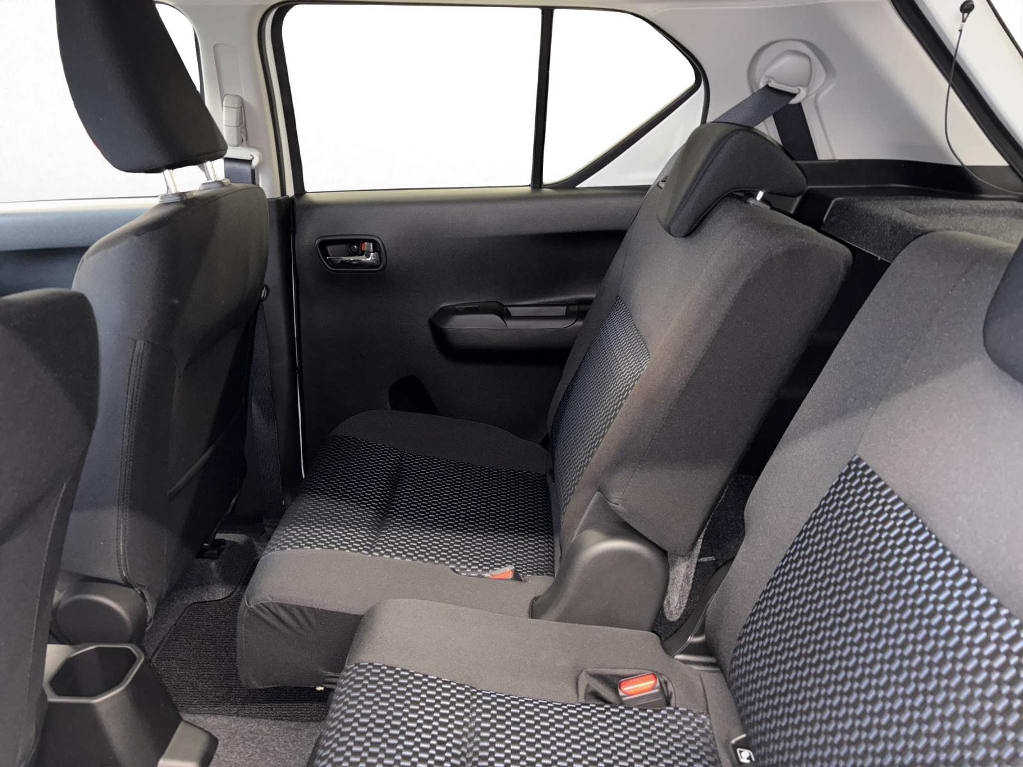 listing desktop thumbnail image 14