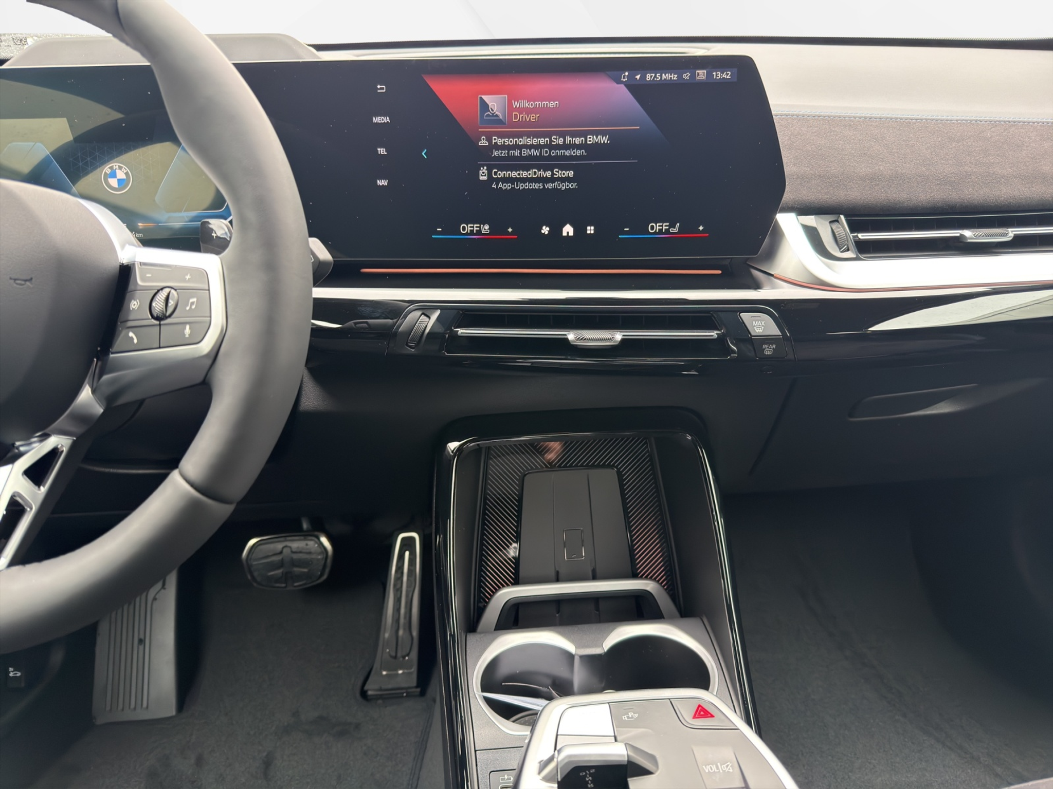 listing desktop thumbnail image 16