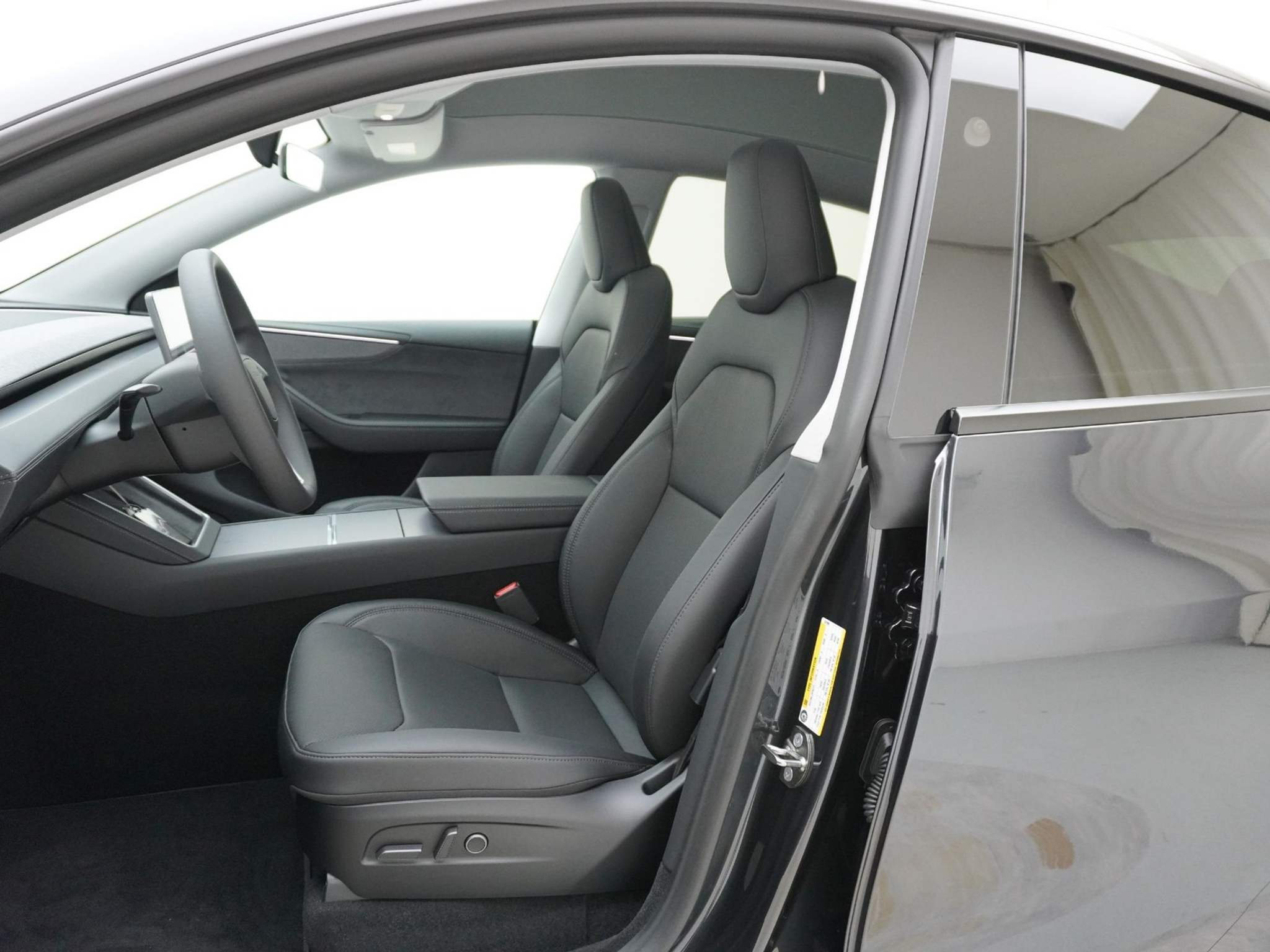 listing desktop thumbnail image 12