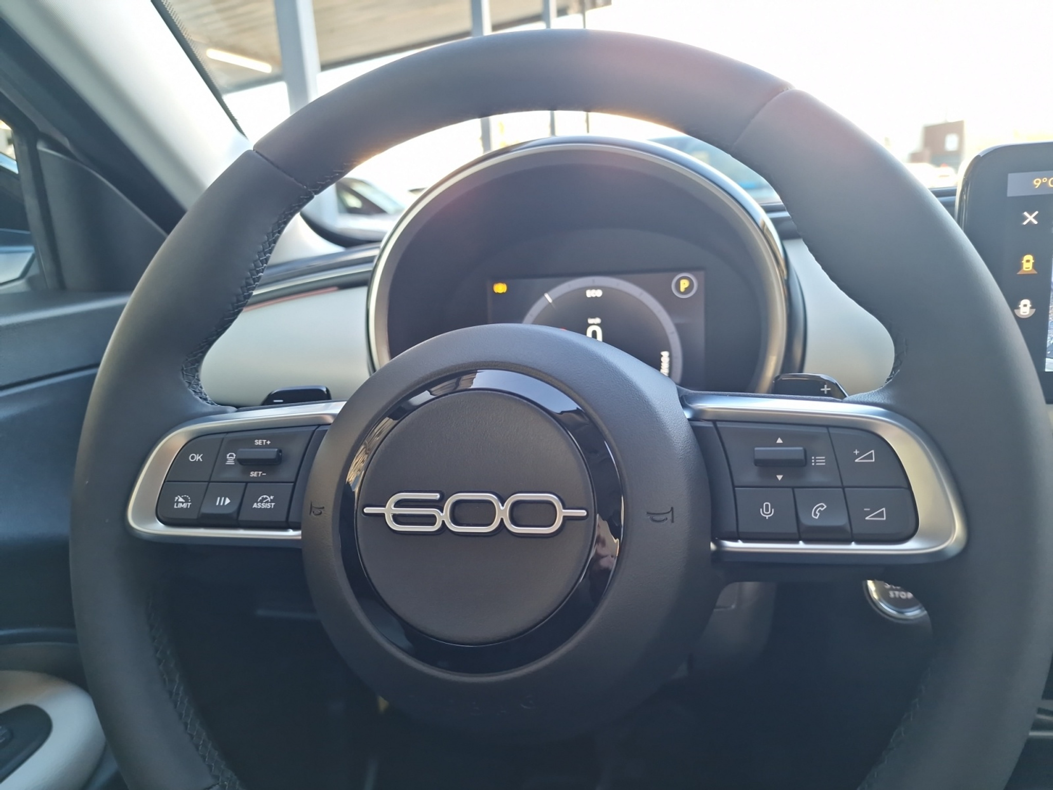 listing desktop thumbnail image 13