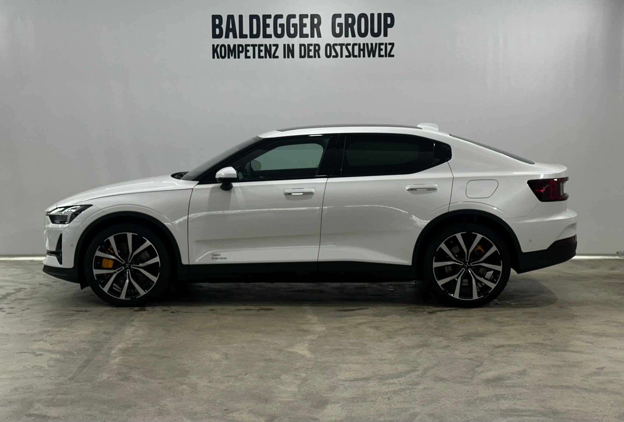 listing desktop thumbnail image 1