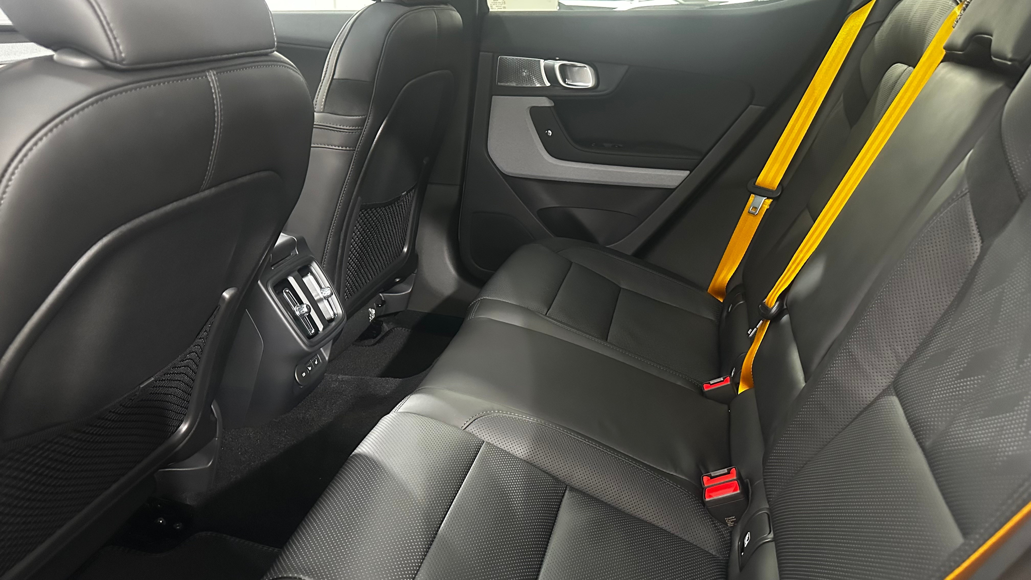 listing desktop thumbnail image 5