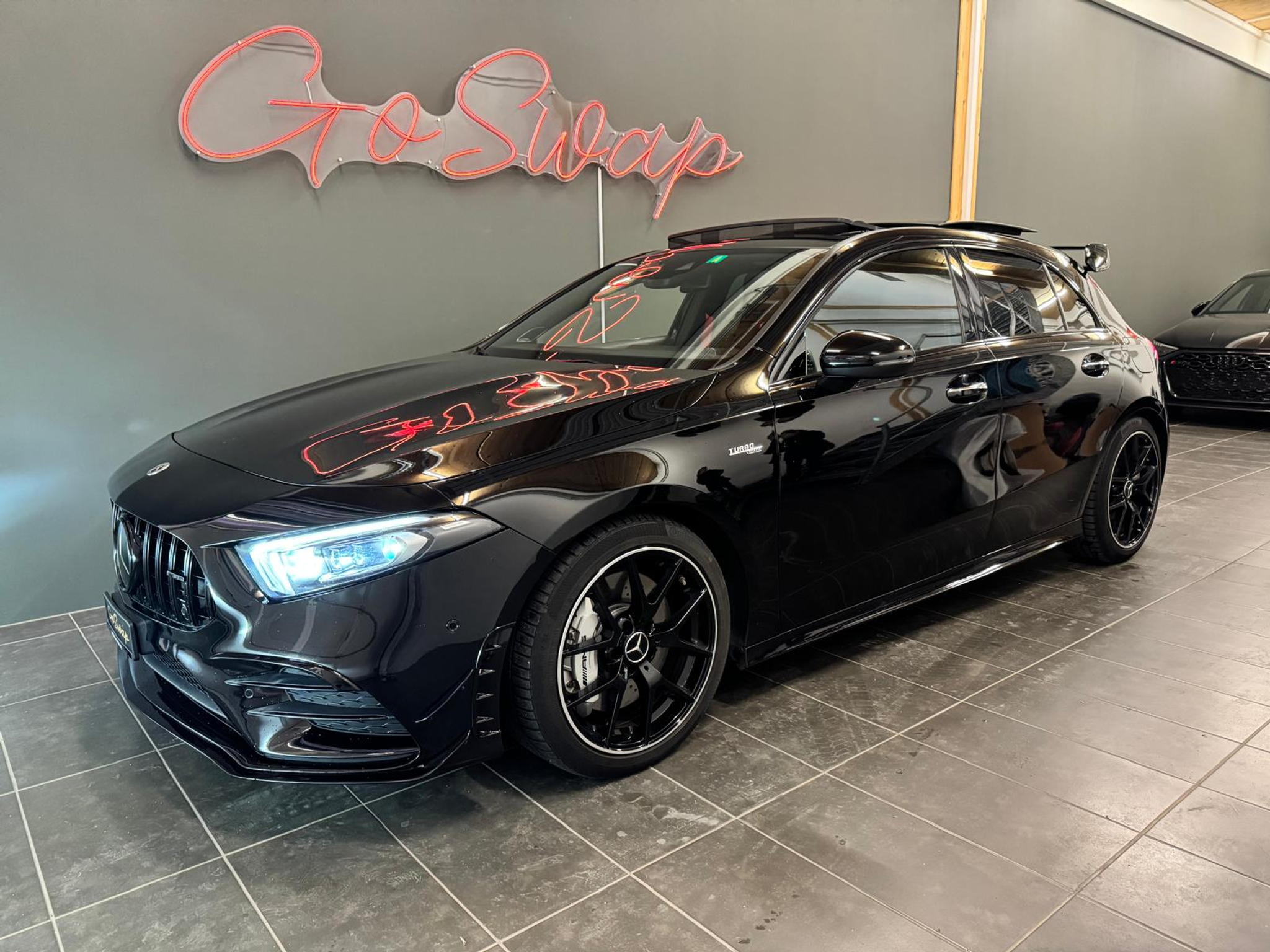 car-image-0