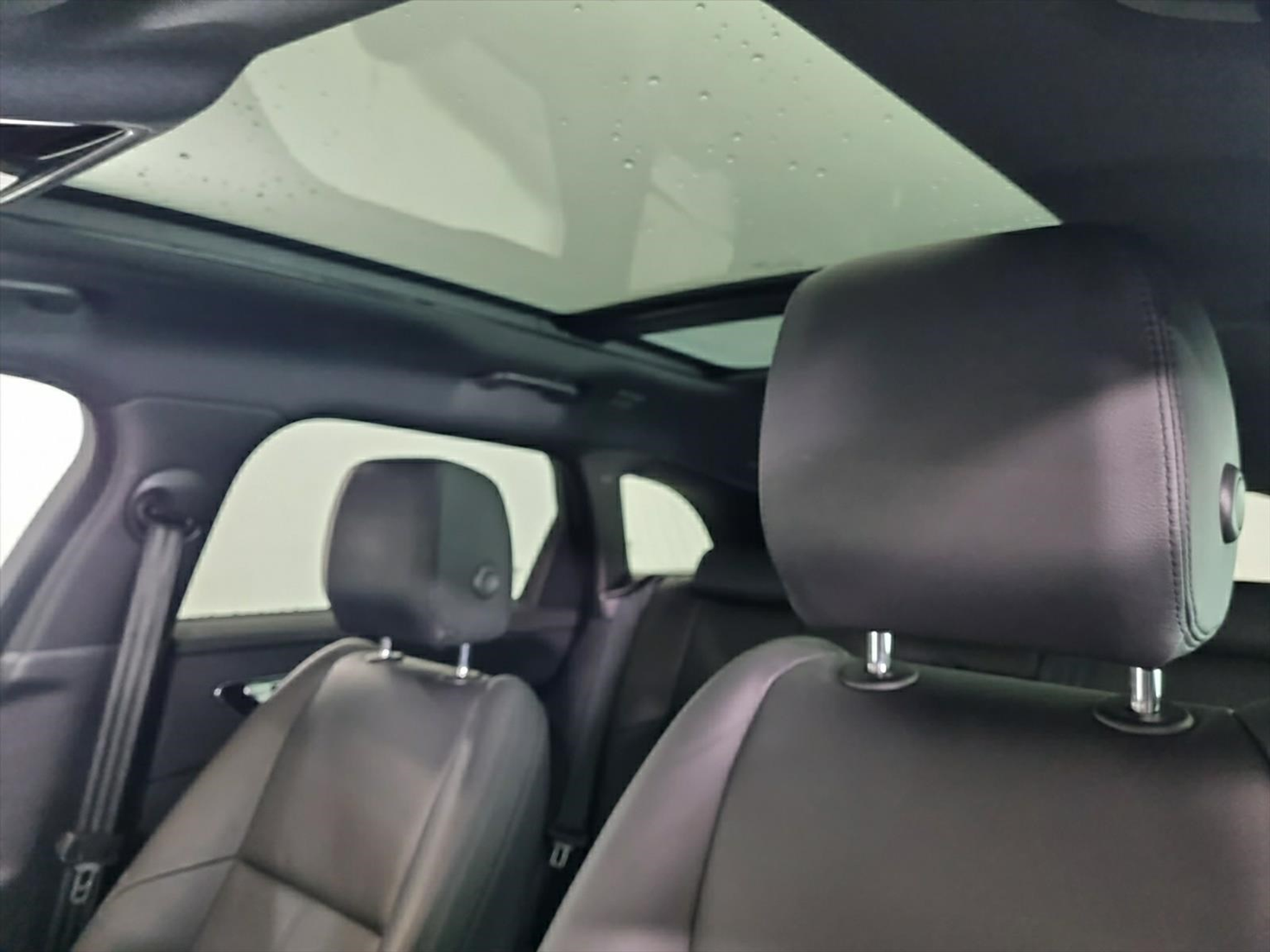 listing desktop thumbnail image 9