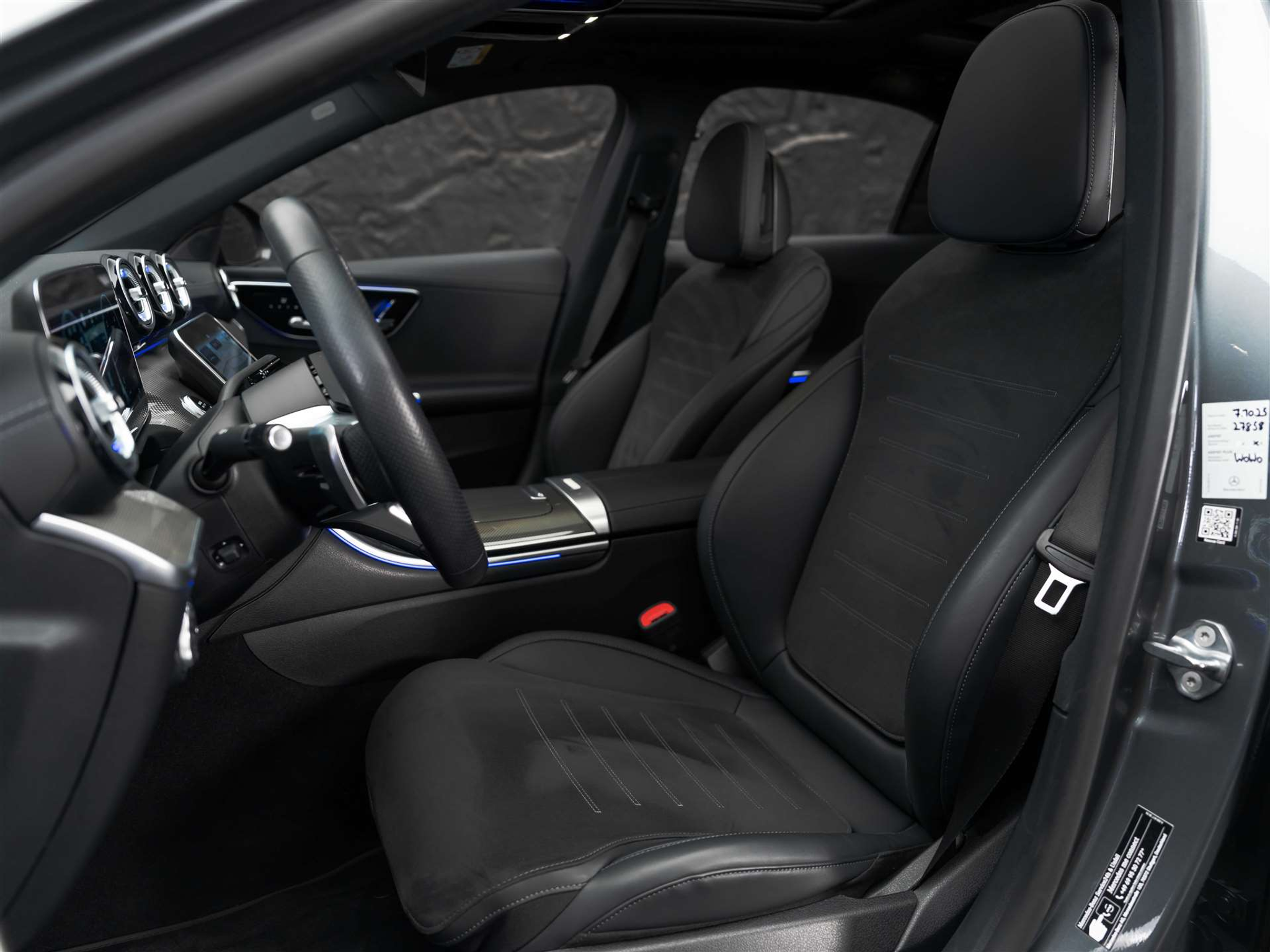 listing desktop thumbnail image 10