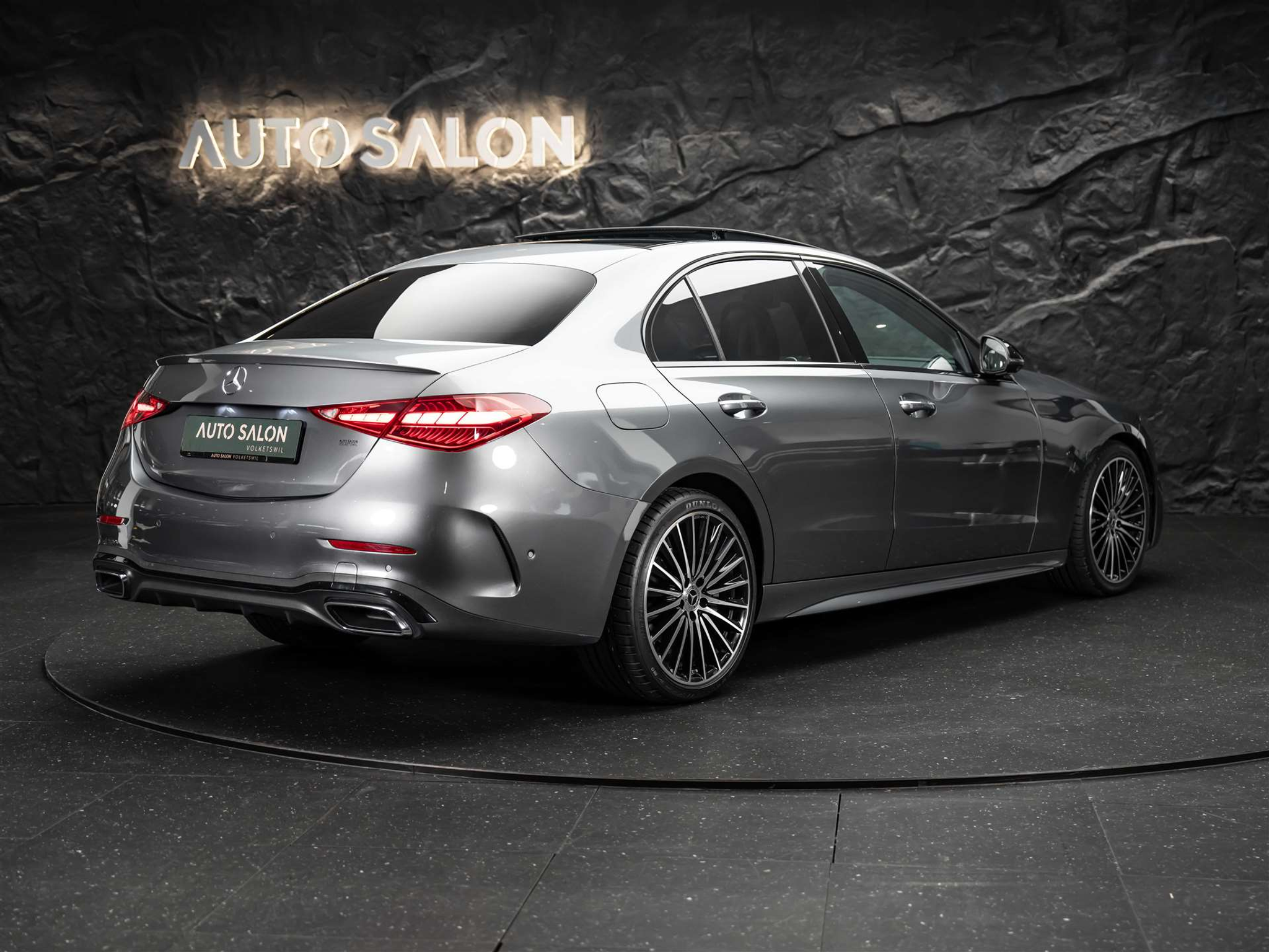 listing desktop thumbnail image 4