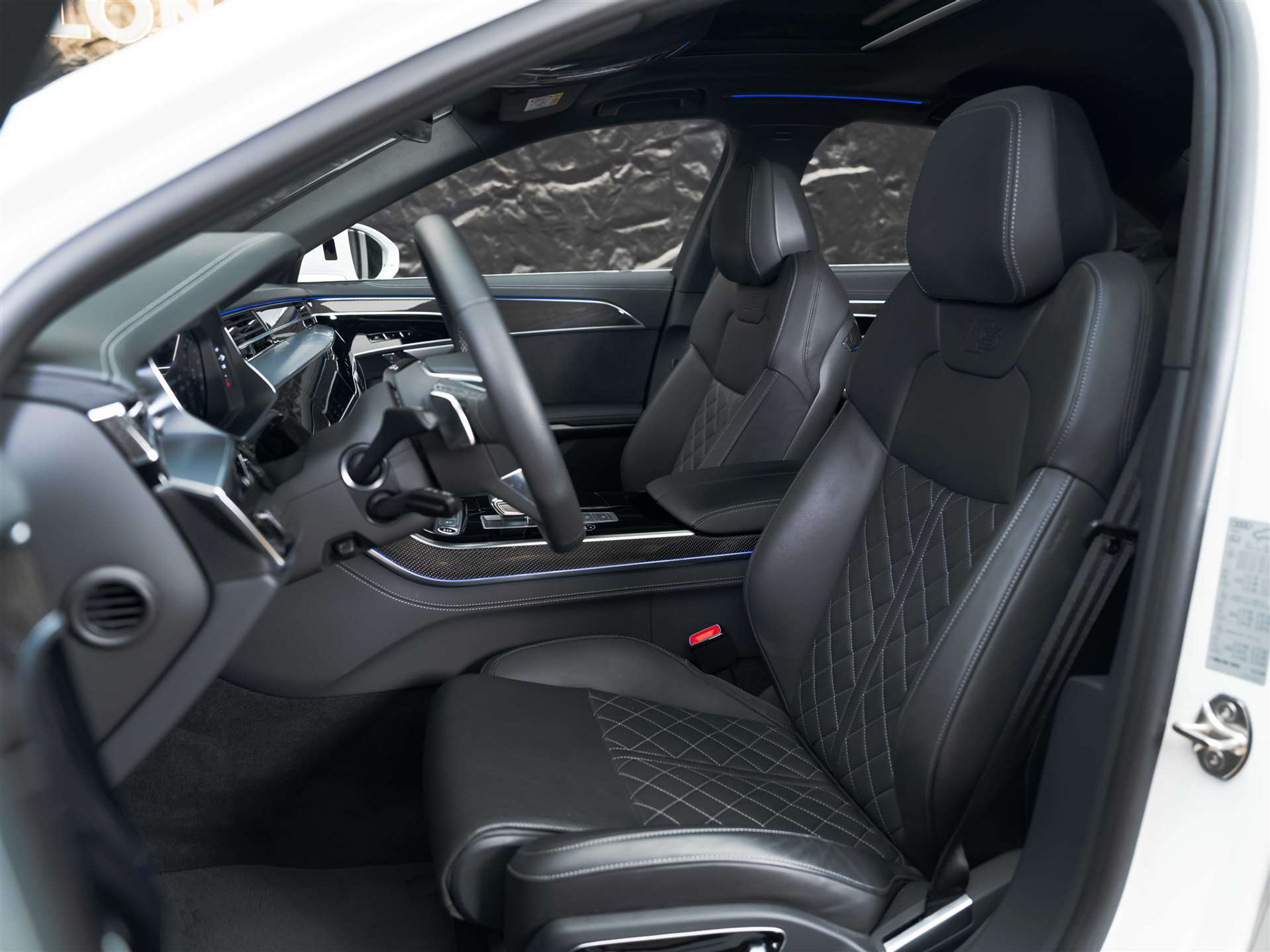 listing desktop thumbnail image 11