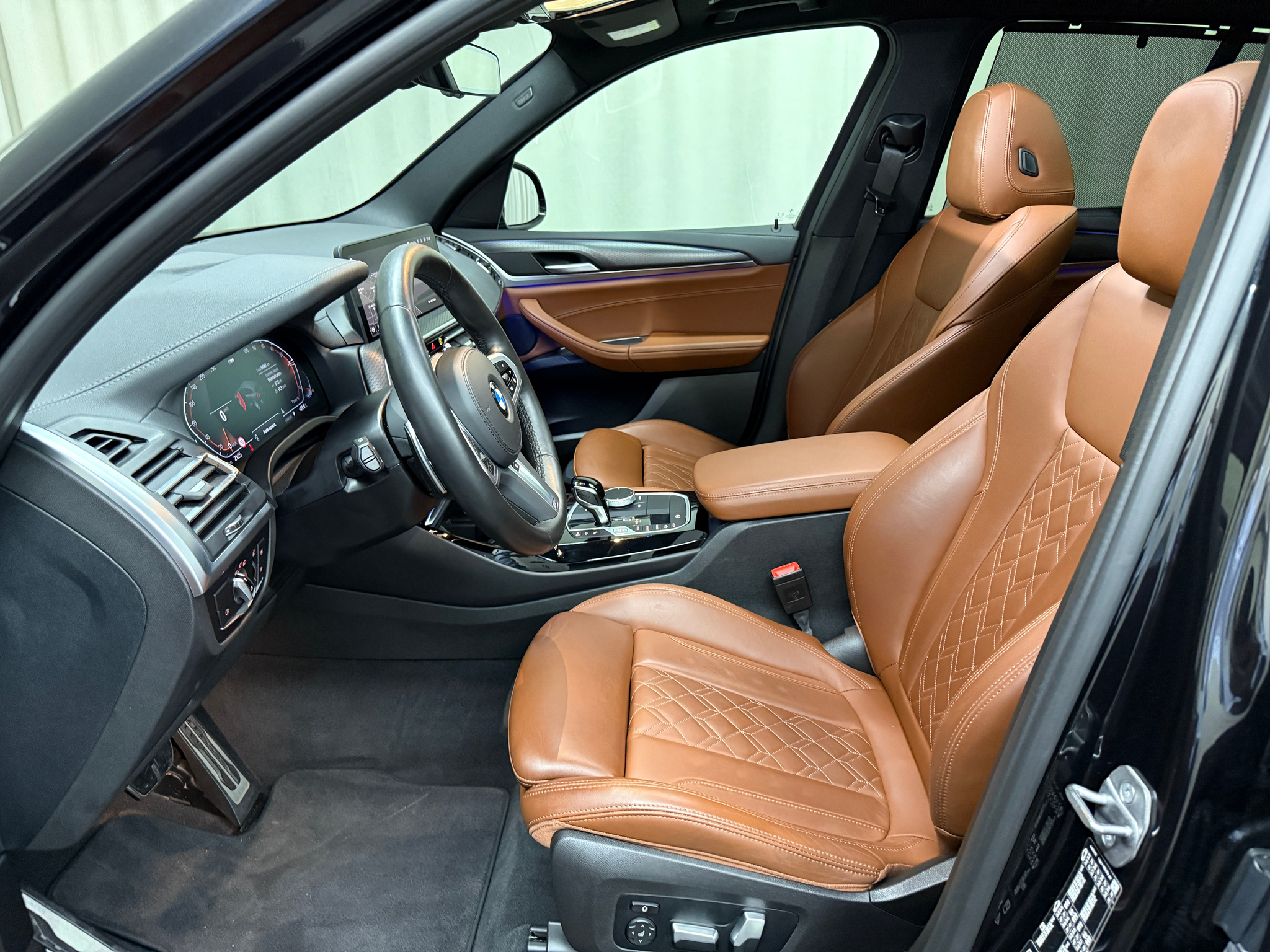 listing desktop thumbnail image 6