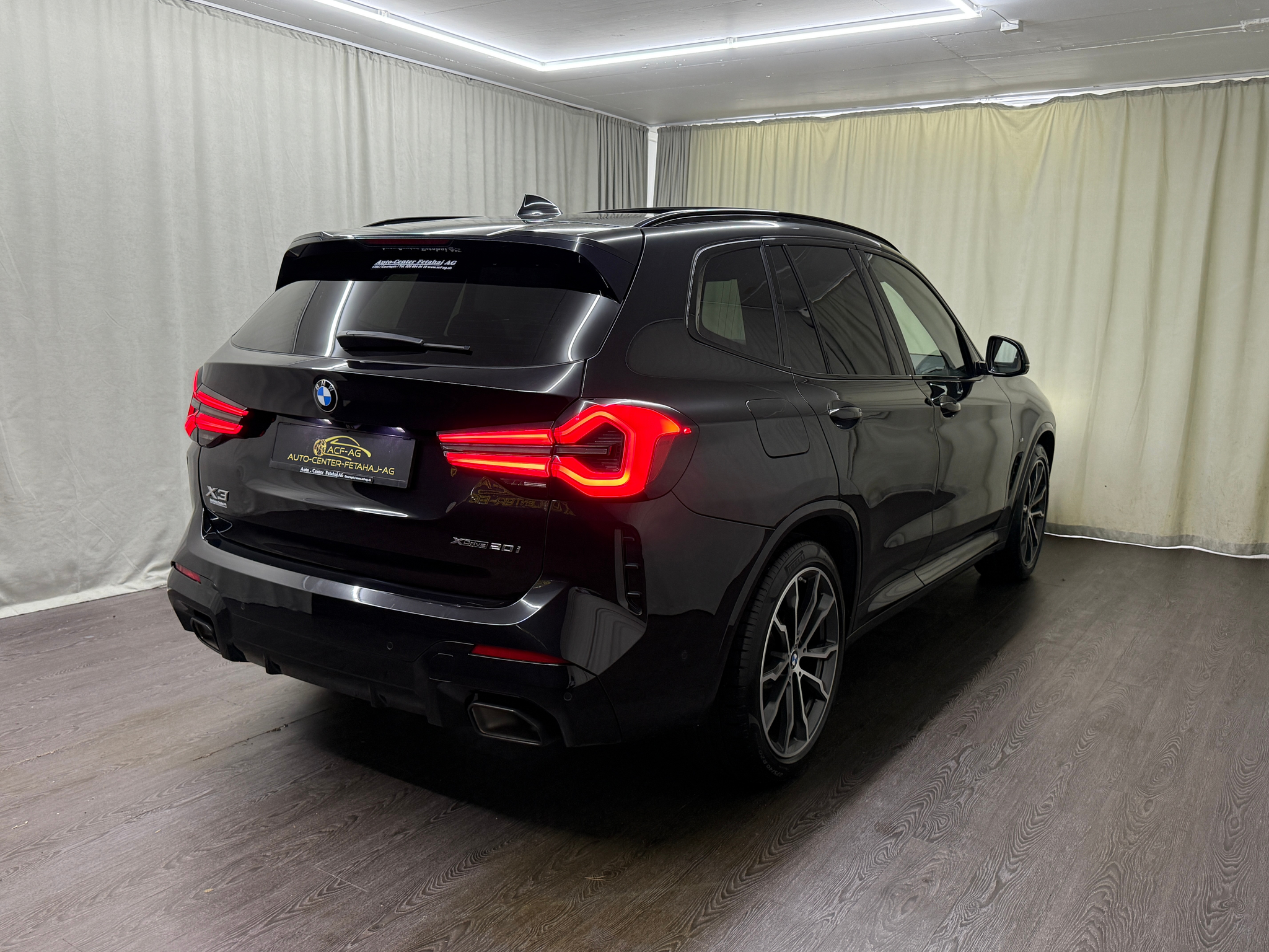 listing desktop thumbnail image 3