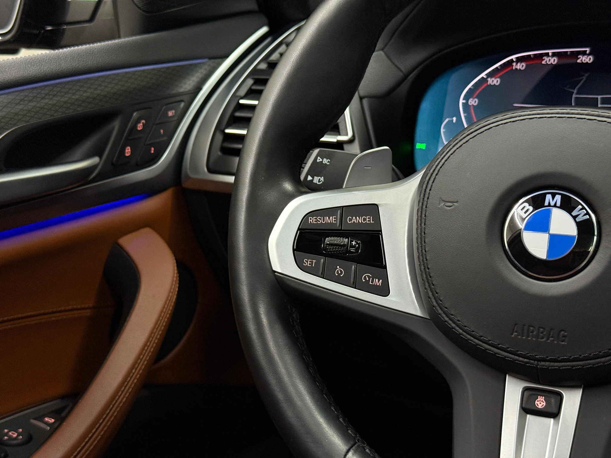 listing desktop thumbnail image 15