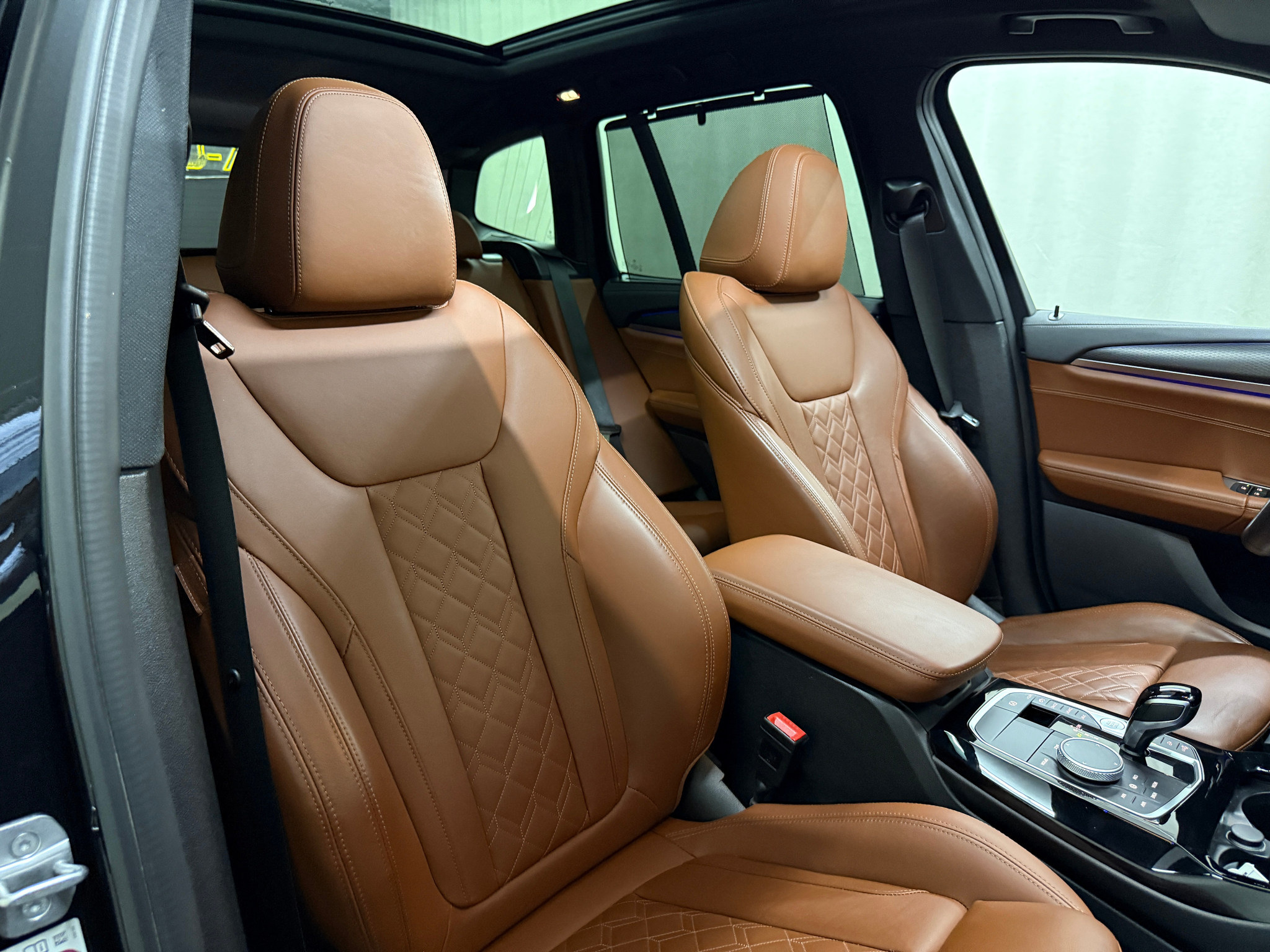 listing desktop thumbnail image 7