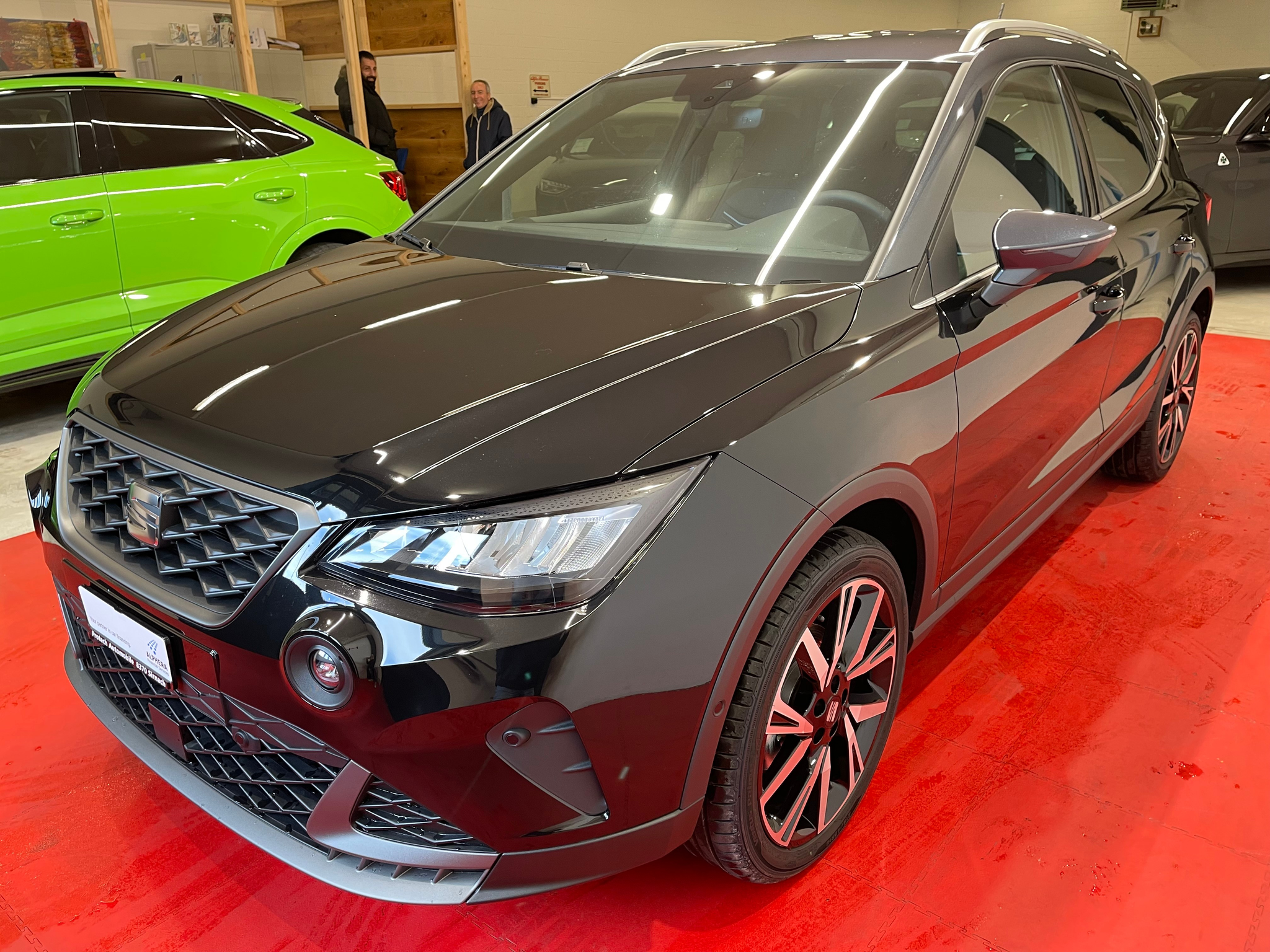 listing desktop thumbnail image 2