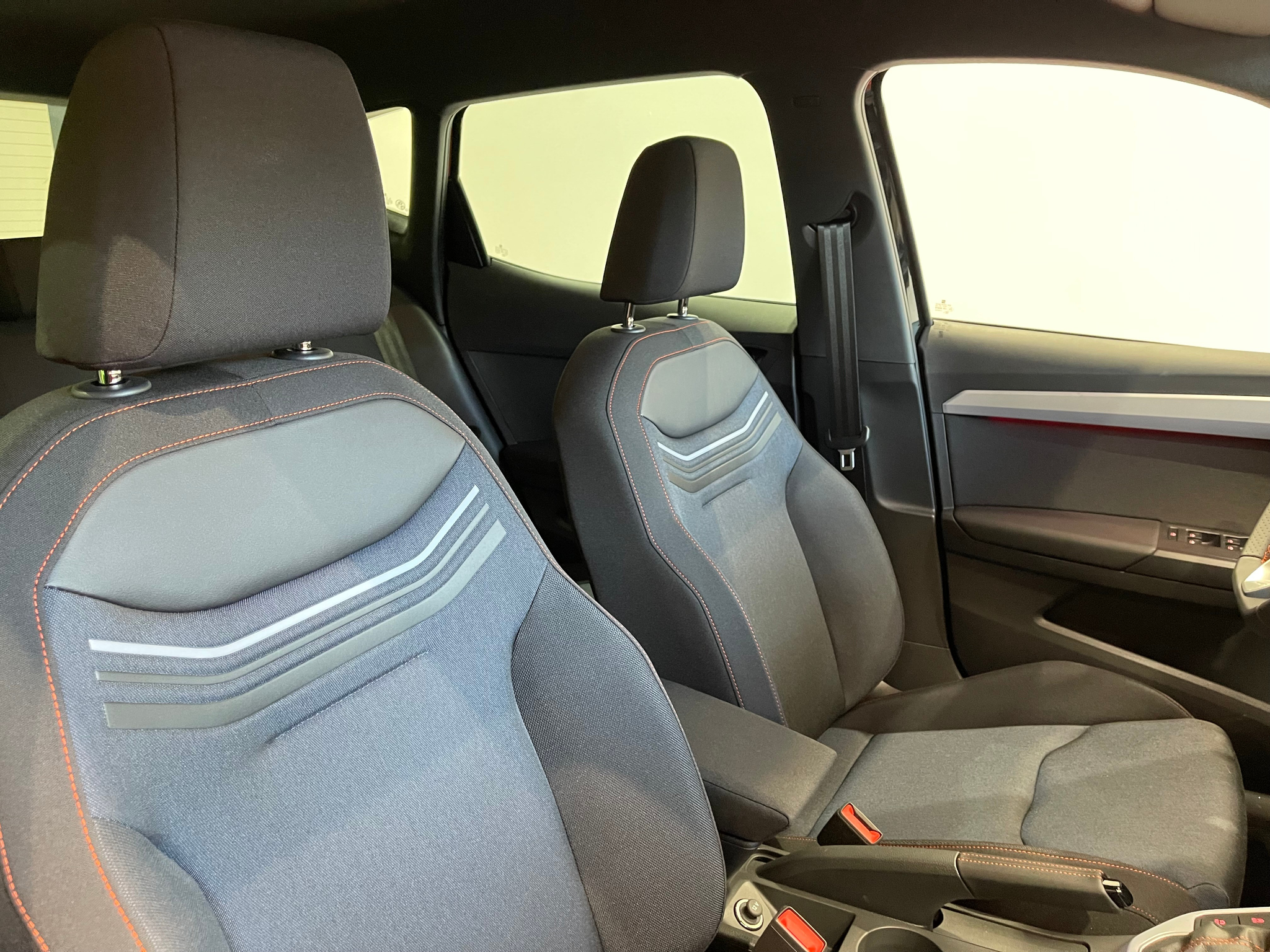 listing desktop thumbnail image 13