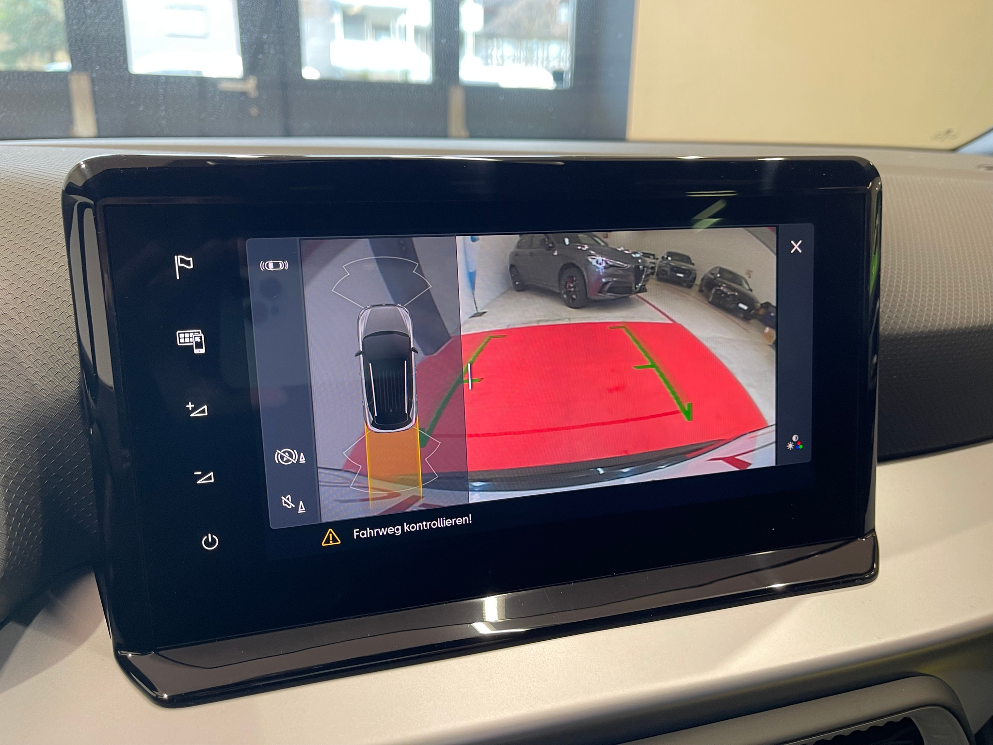 listing desktop thumbnail image 28