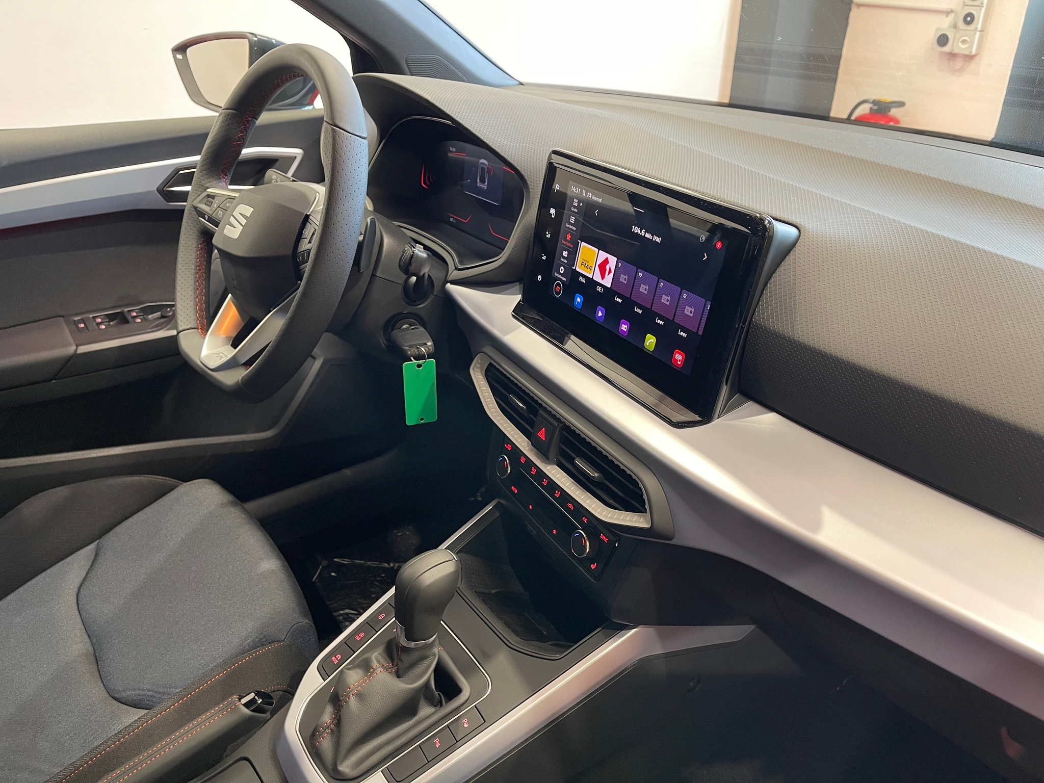 listing desktop thumbnail image 14