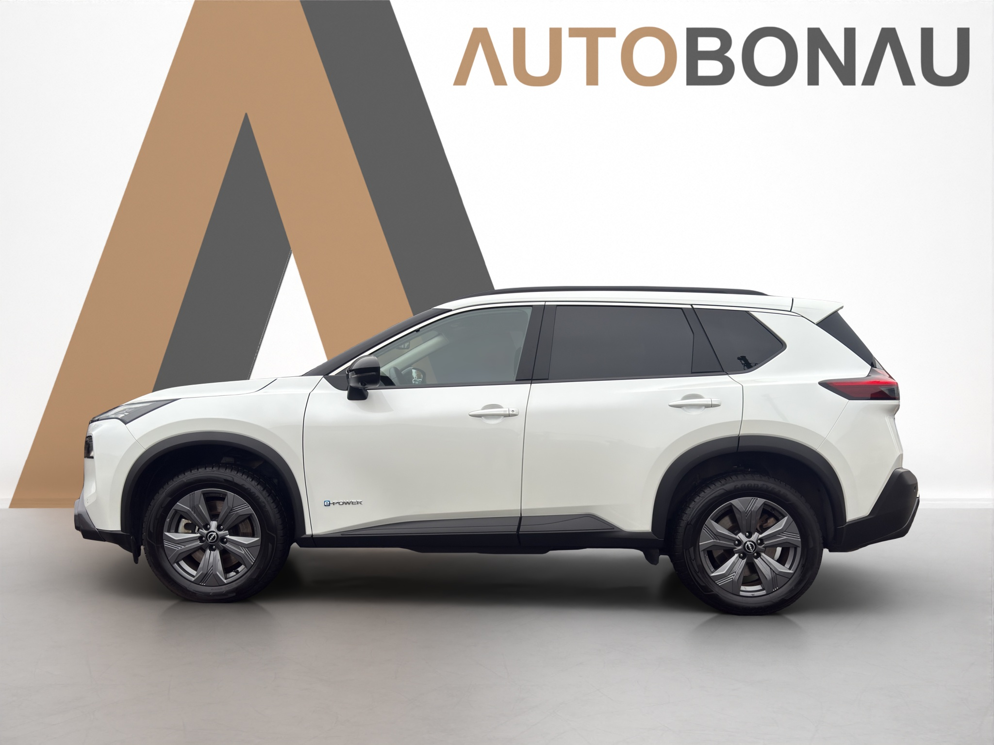 listing desktop thumbnail image 1