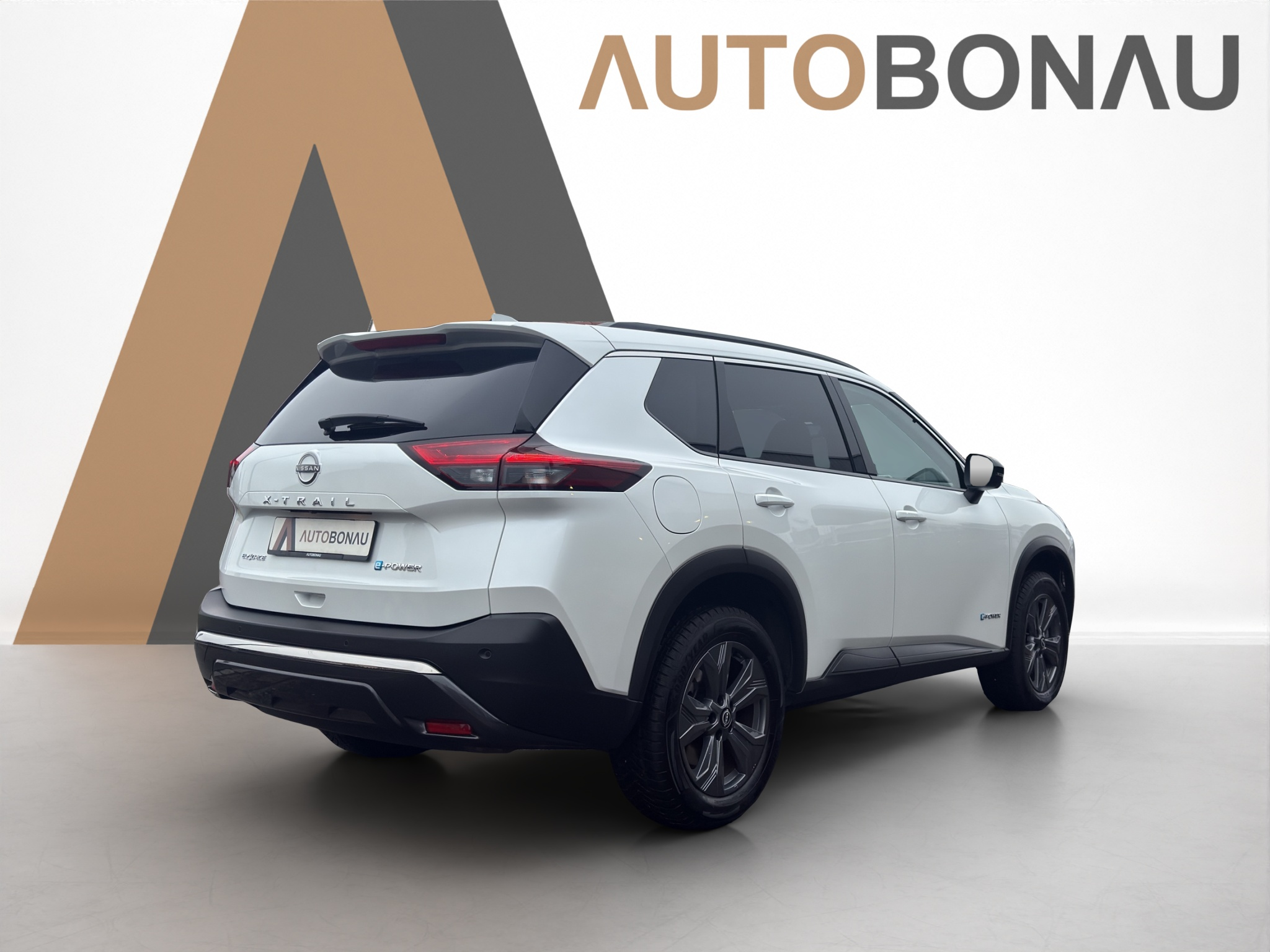 listing desktop thumbnail image 4