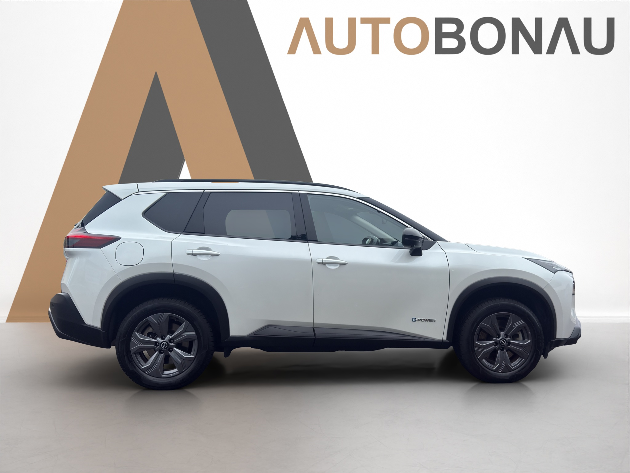 listing desktop thumbnail image 5