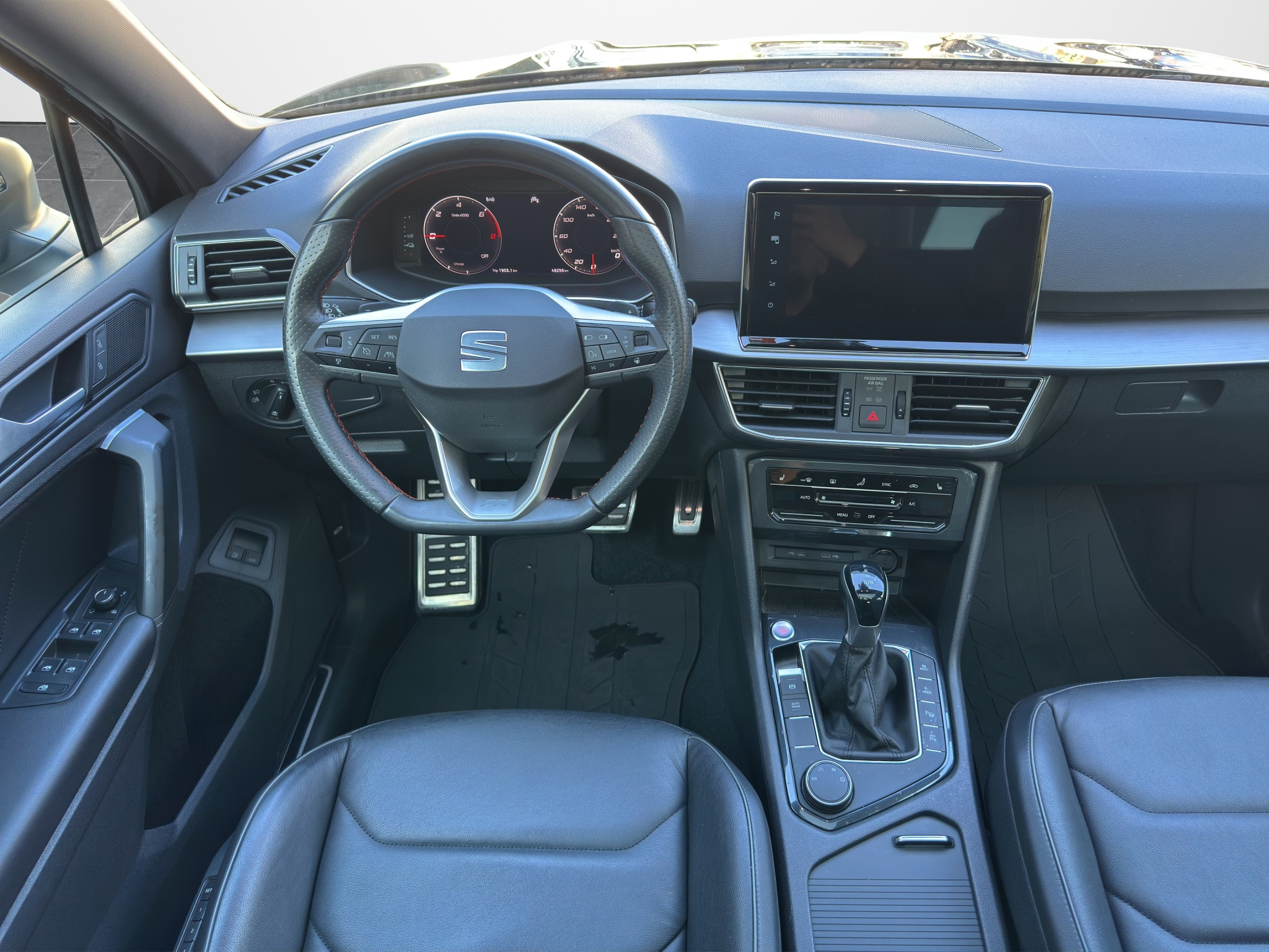 listing desktop thumbnail image 13