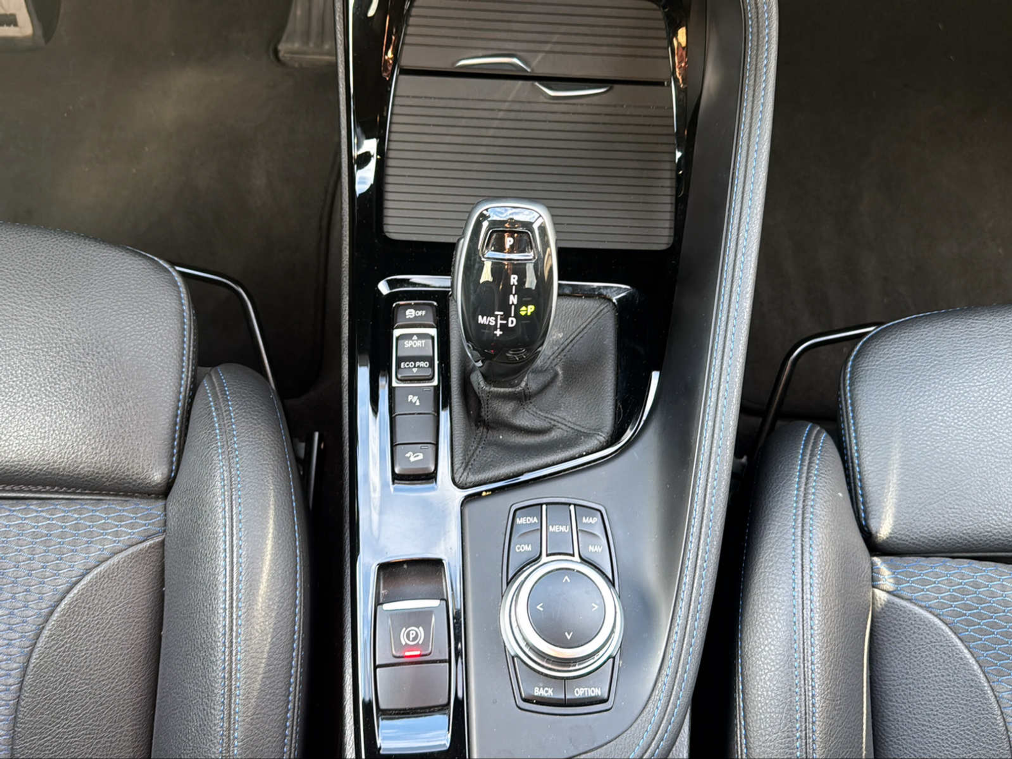 listing desktop thumbnail image 11