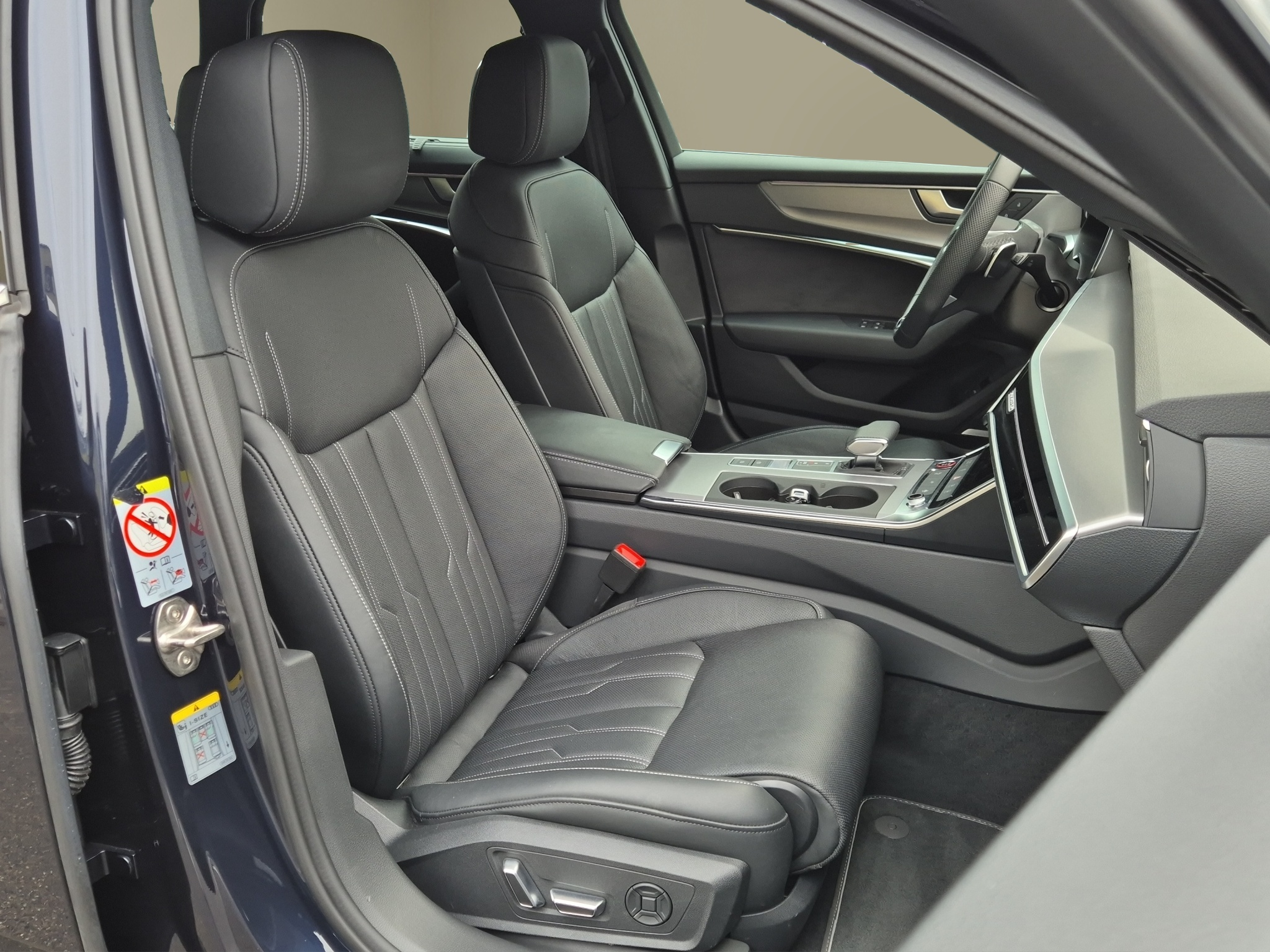 listing desktop thumbnail image 15