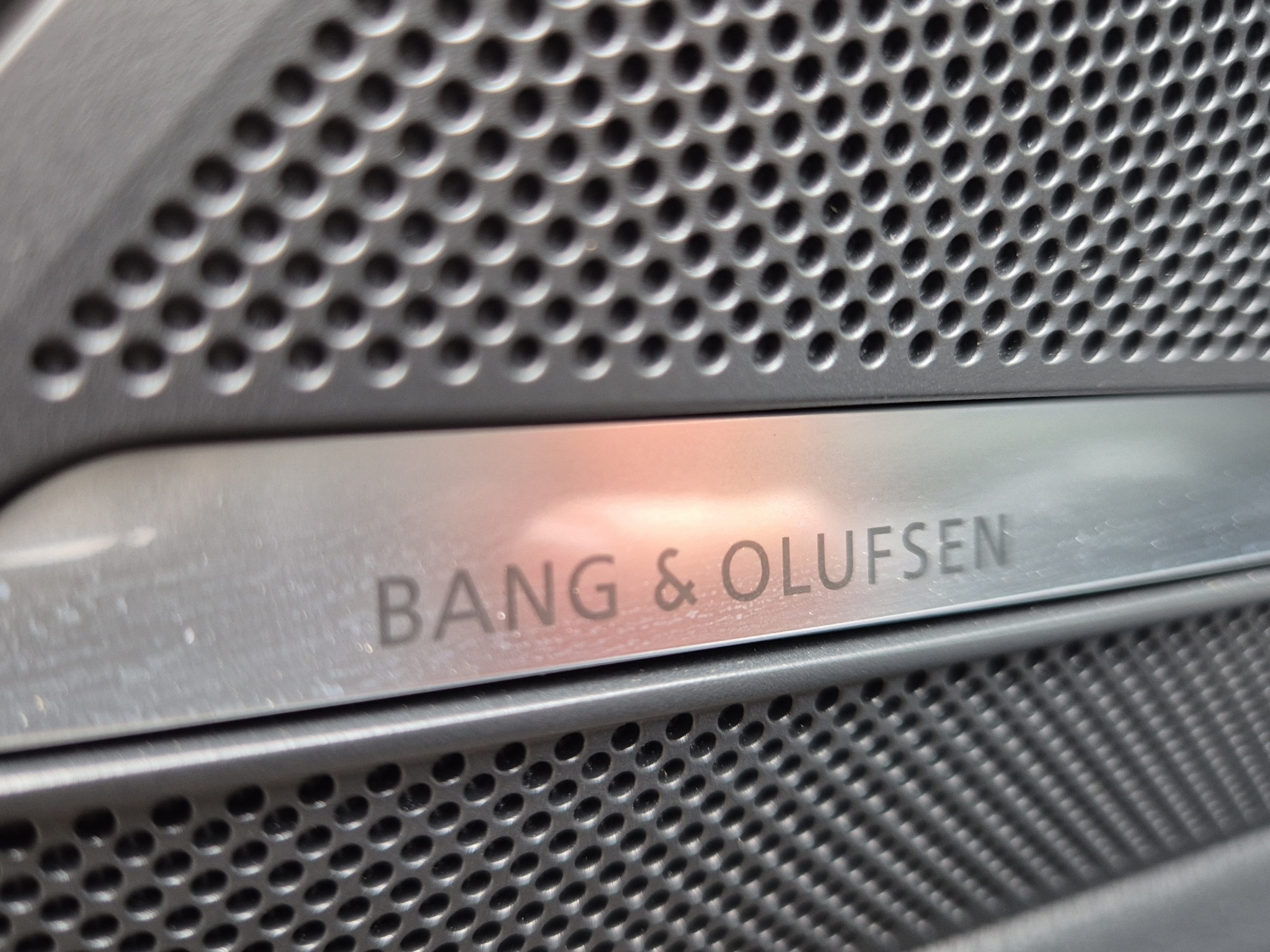 listing desktop thumbnail image 14