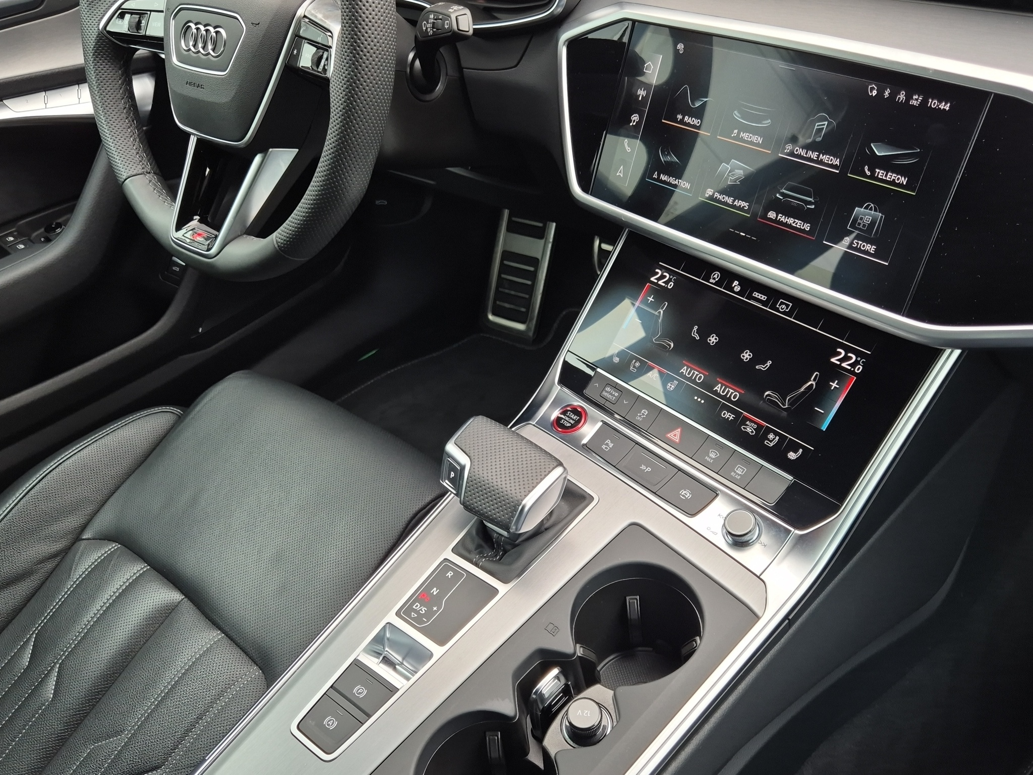 listing desktop thumbnail image 16