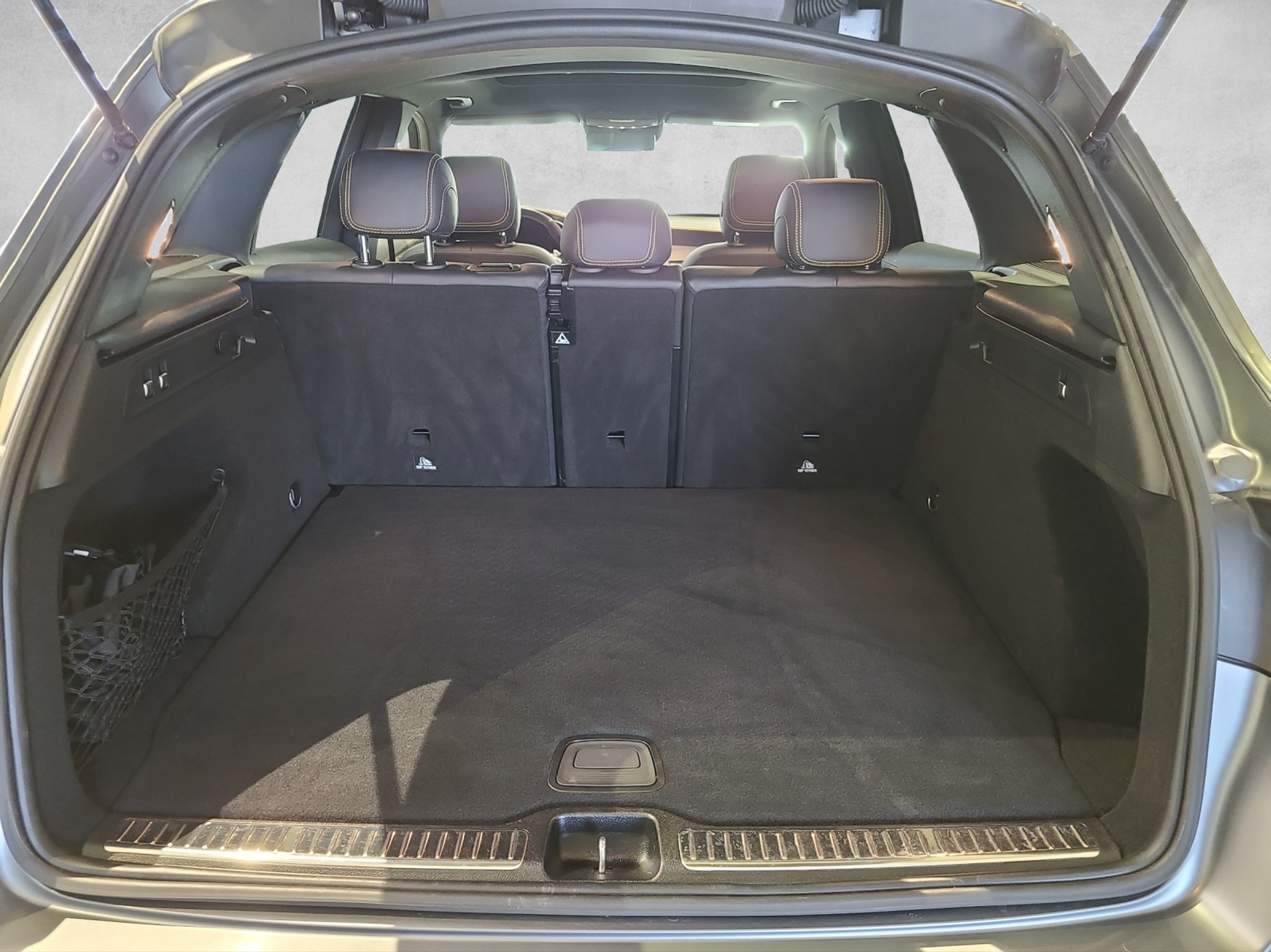 listing desktop thumbnail image 13