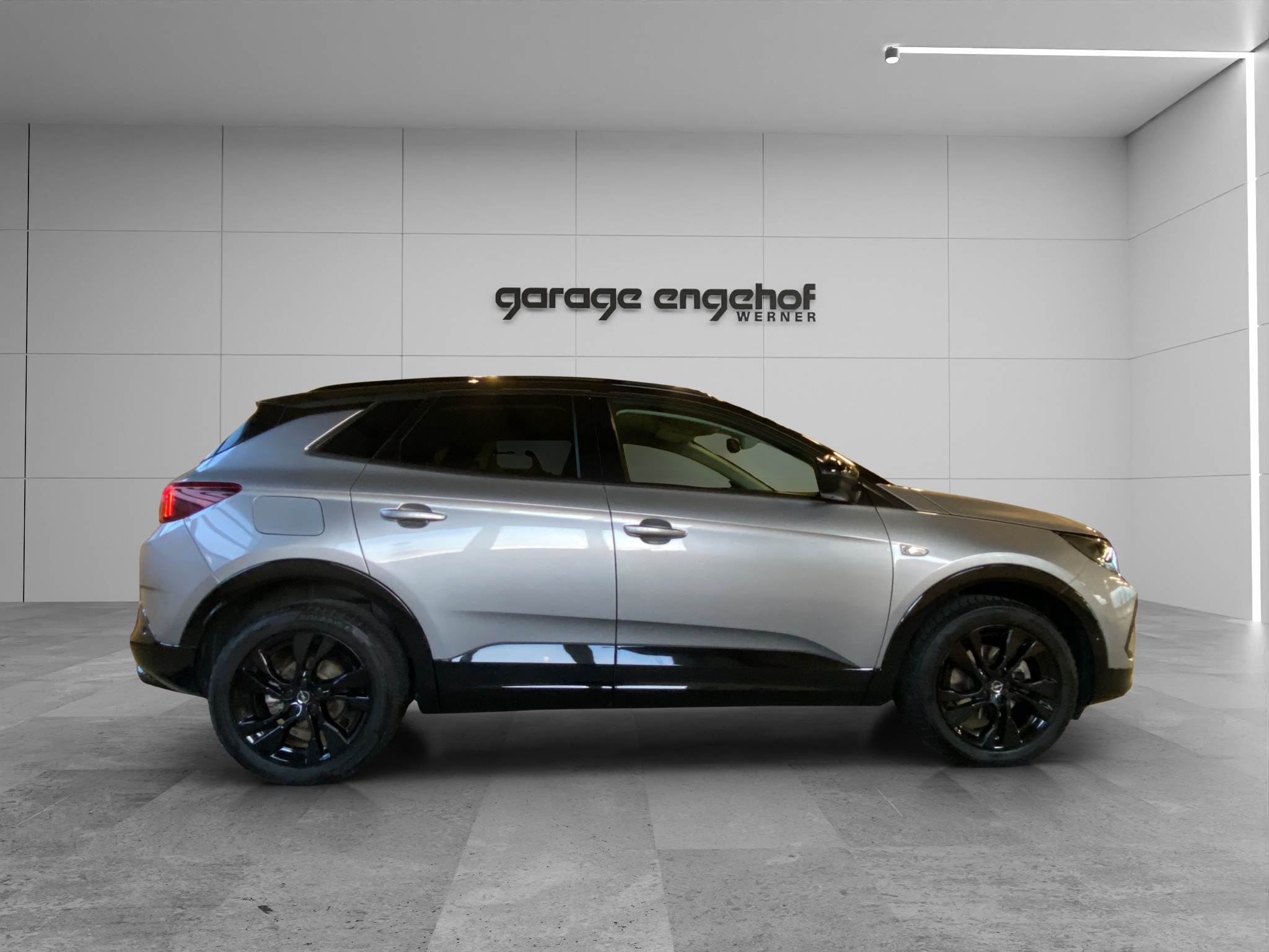 listing desktop thumbnail image 6