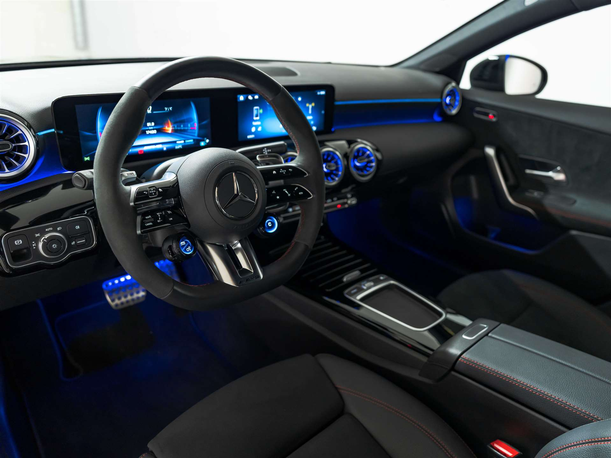 listing desktop thumbnail image 7