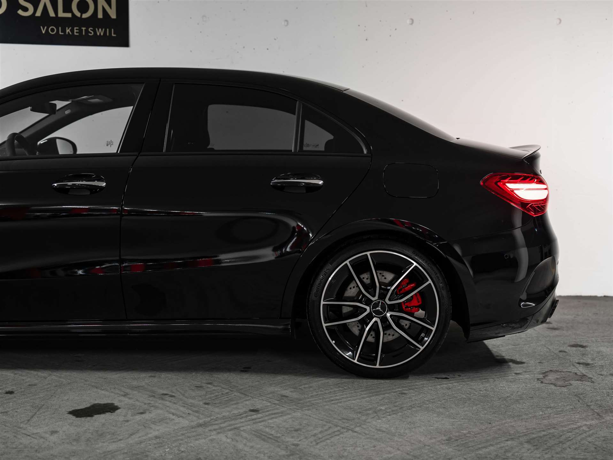 listing desktop thumbnail image 18