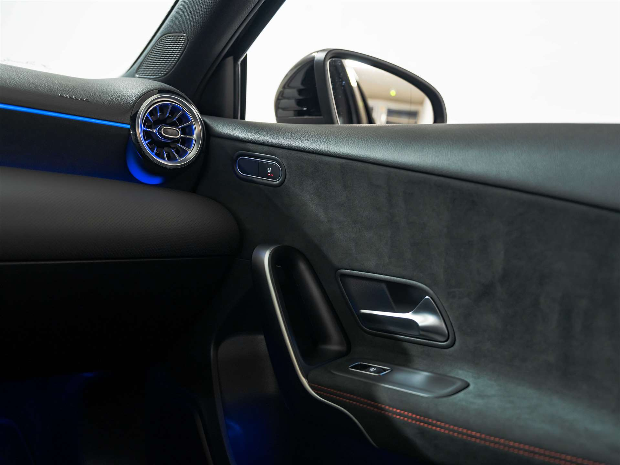 listing desktop thumbnail image 27