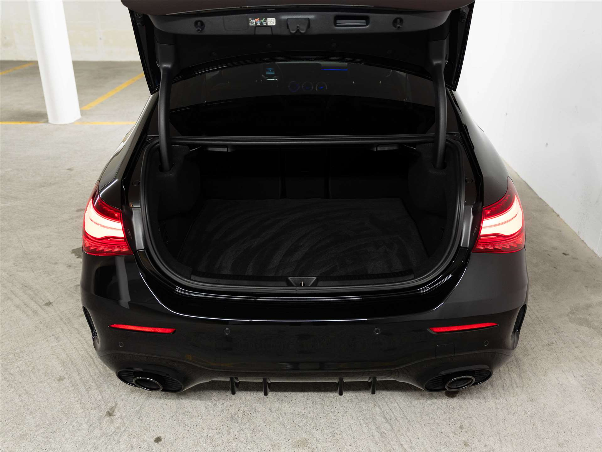 listing desktop thumbnail image 44