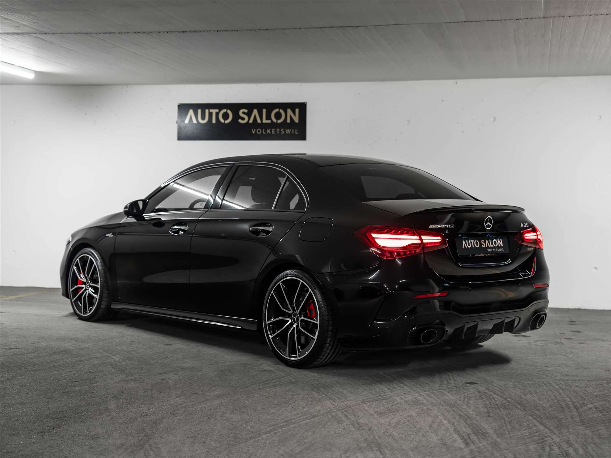 listing desktop thumbnail image 2