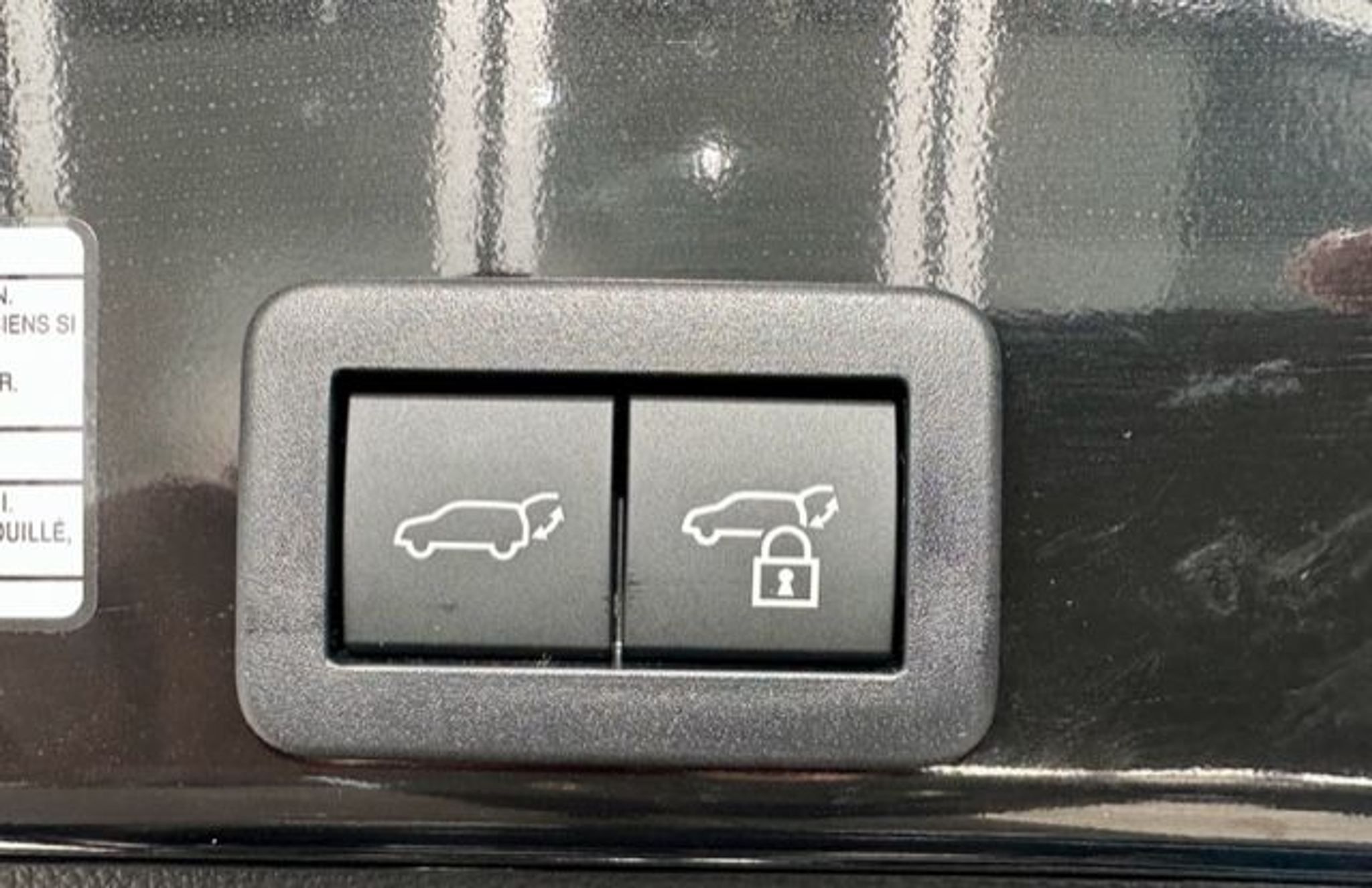 listing desktop thumbnail image 12