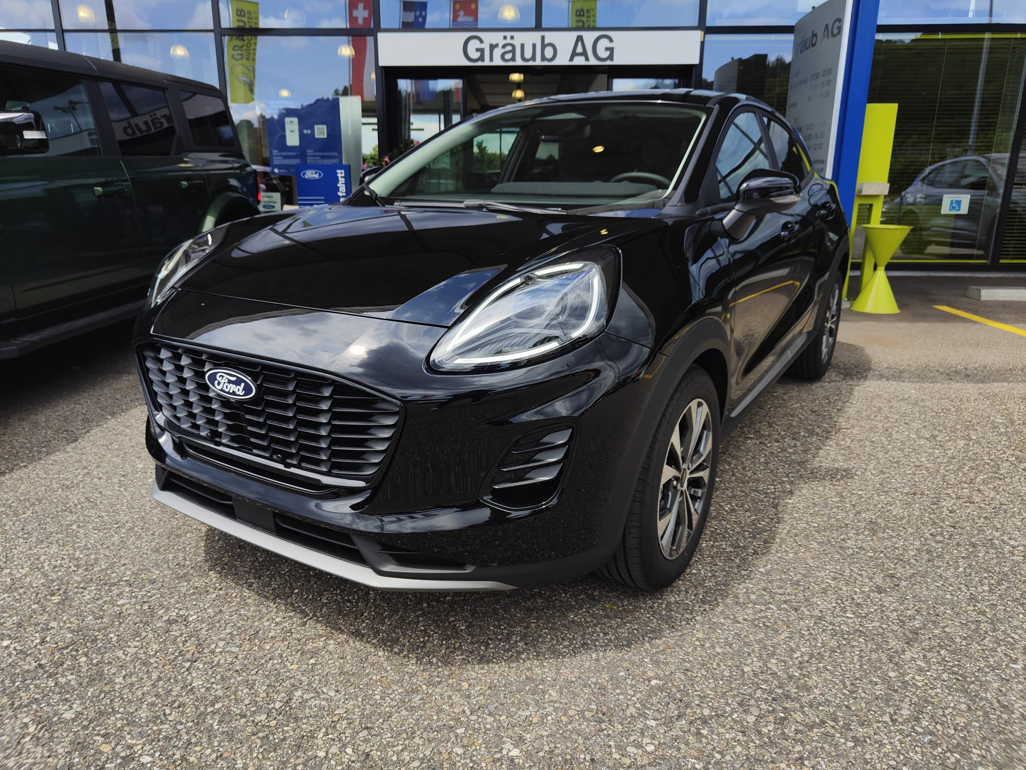 listing desktop thumbnail image 0