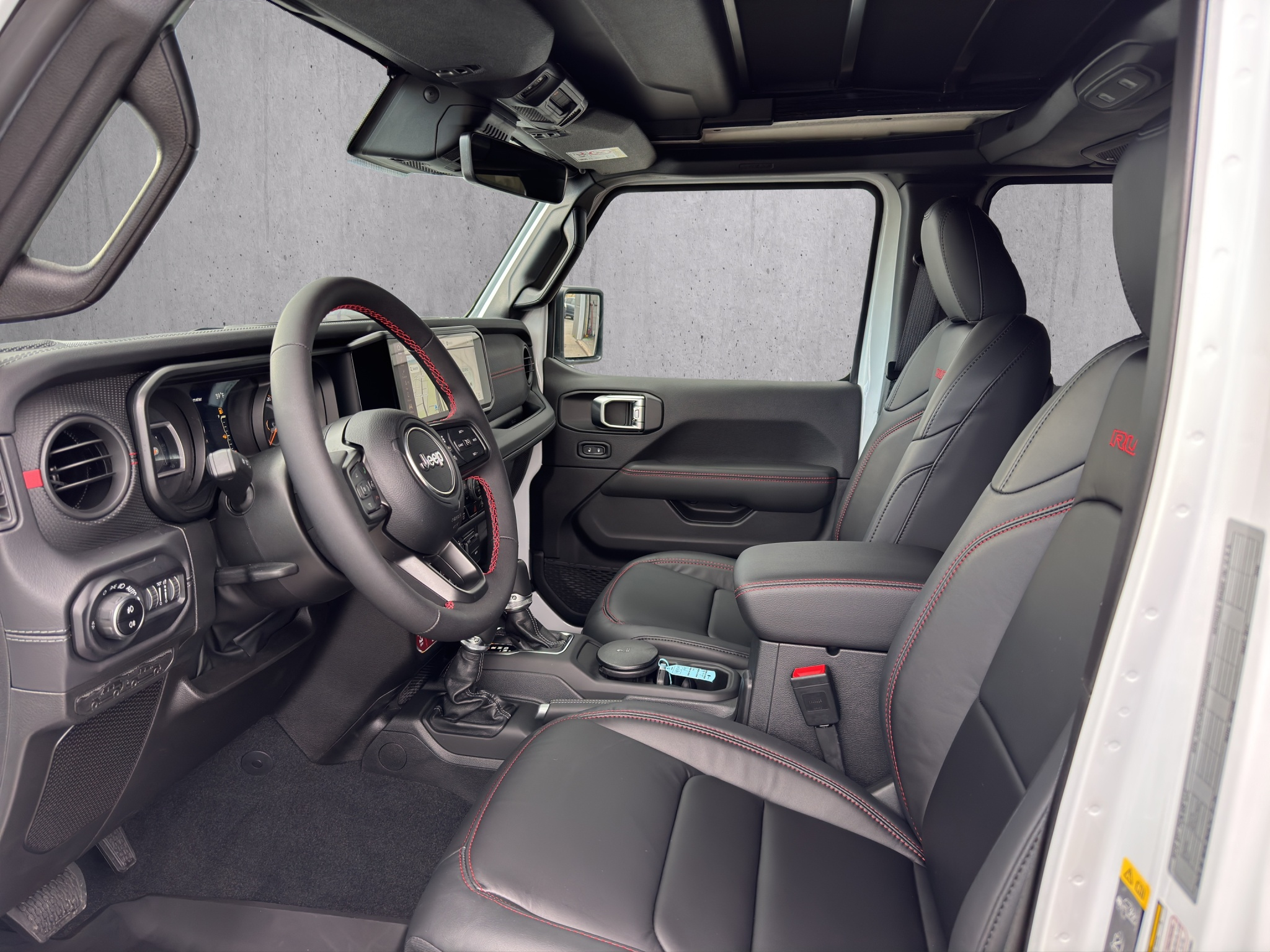 listing desktop thumbnail image 6