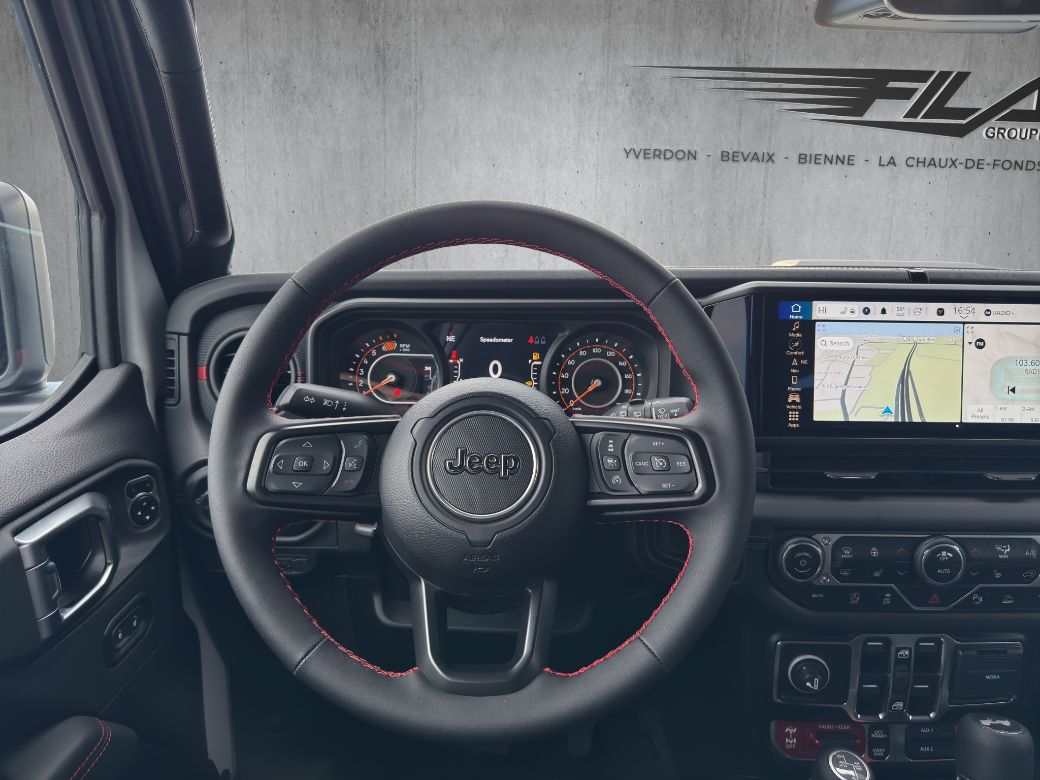 listing desktop thumbnail image 7