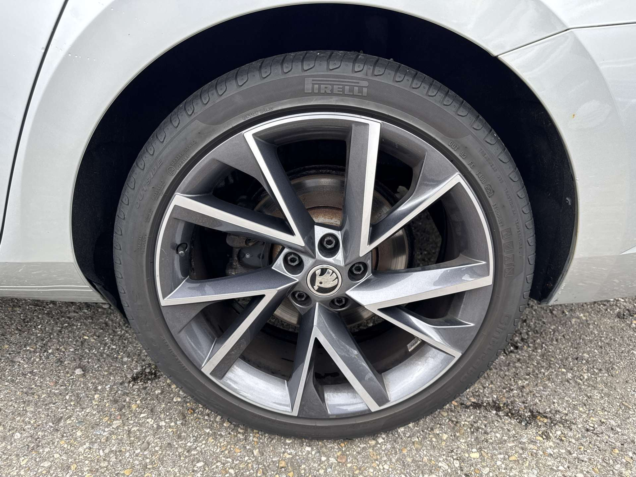 listing desktop thumbnail image 9