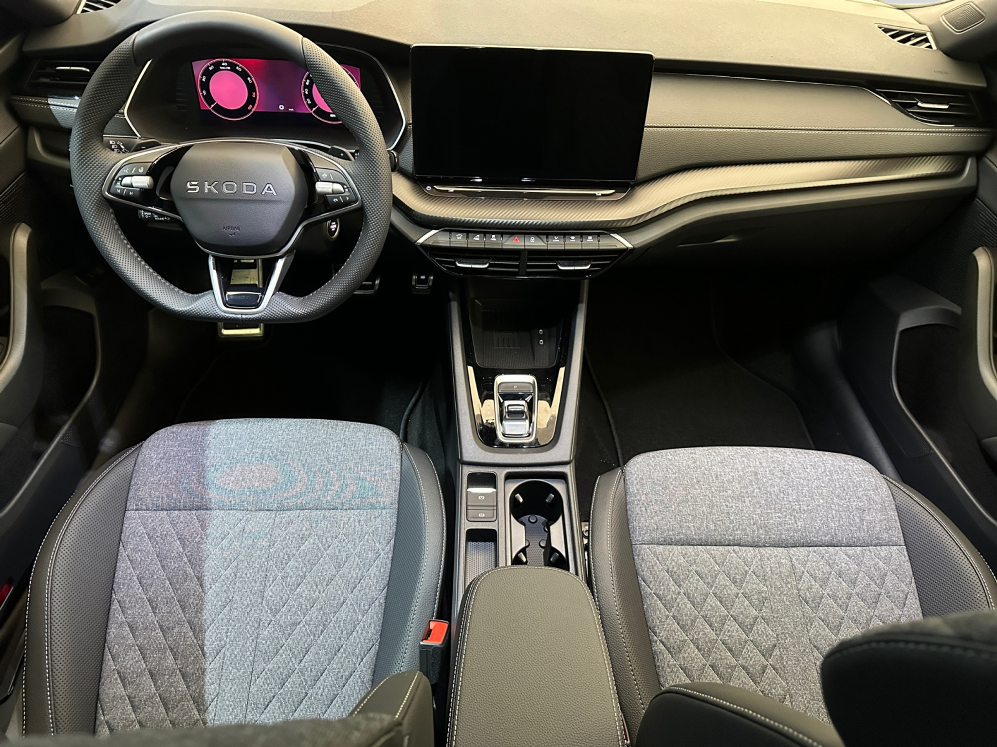 listing desktop thumbnail image 9