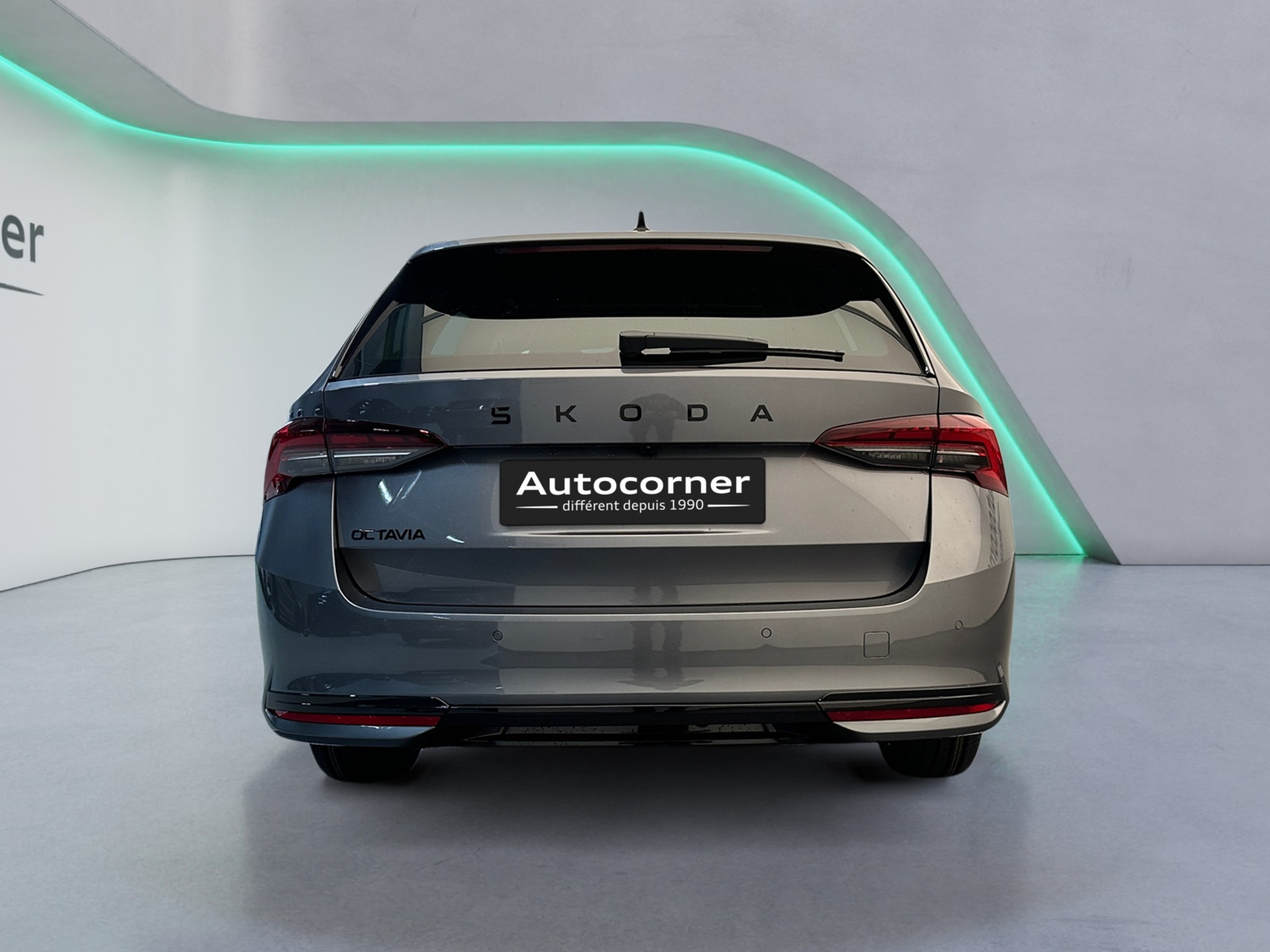 listing desktop thumbnail image 3