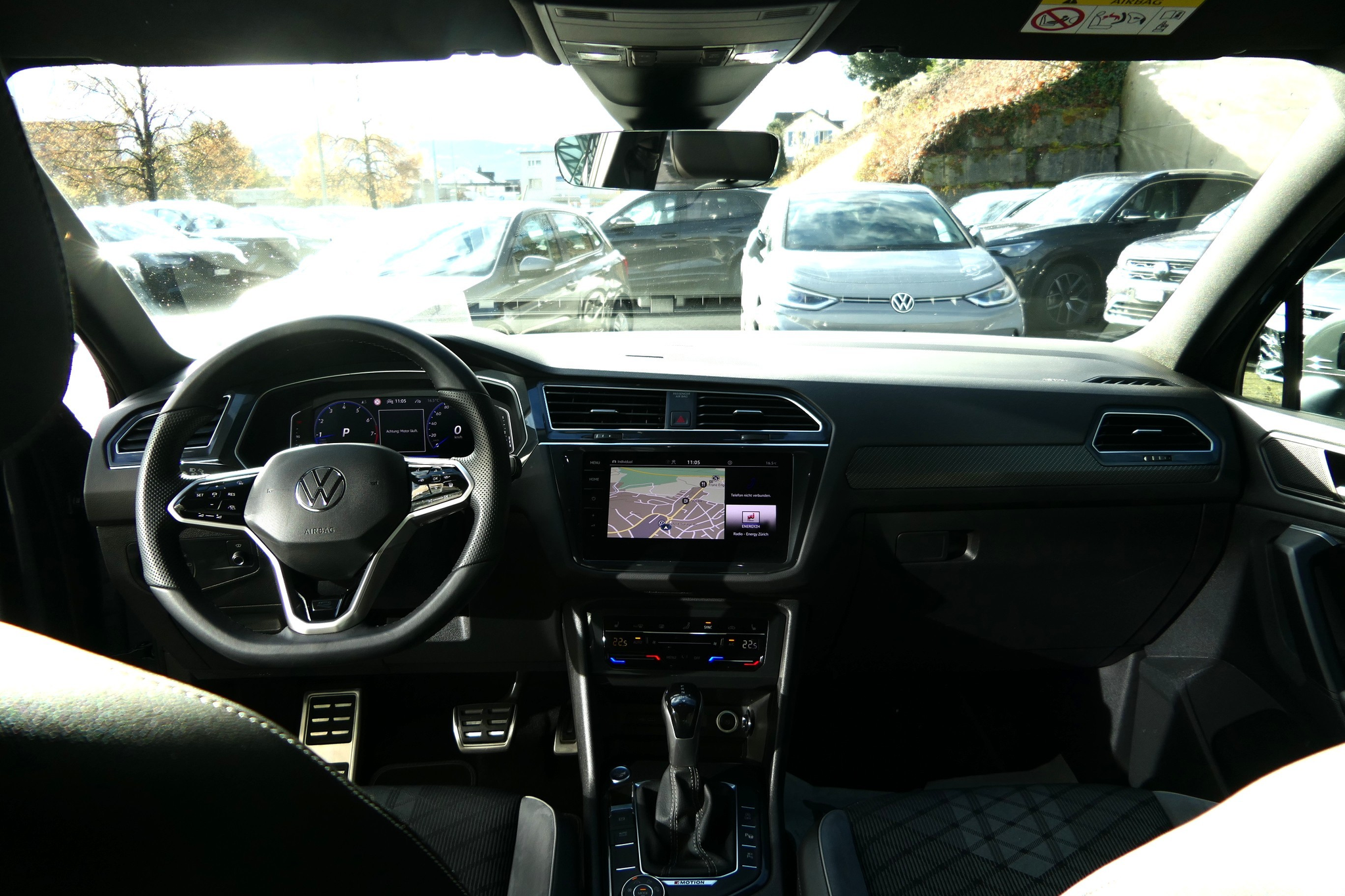 listing desktop thumbnail image 6