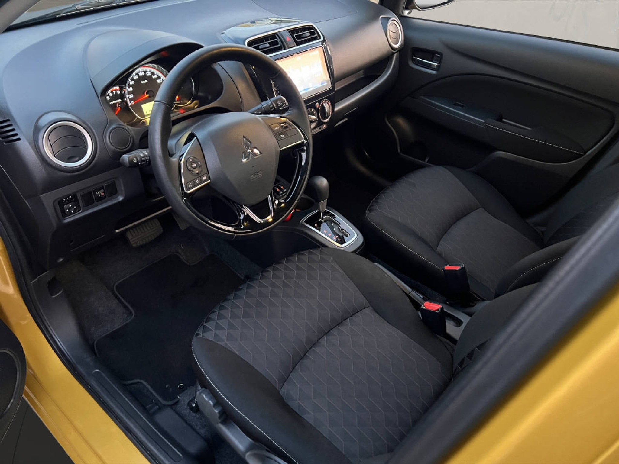 listing desktop thumbnail image 4