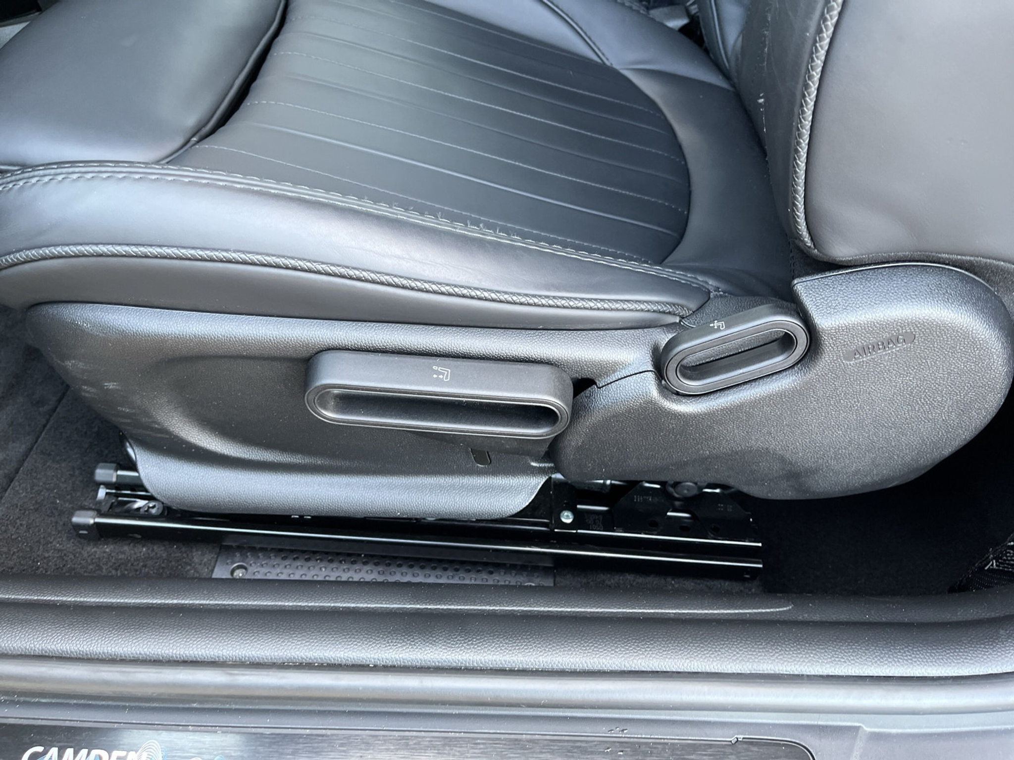 listing desktop thumbnail image 18