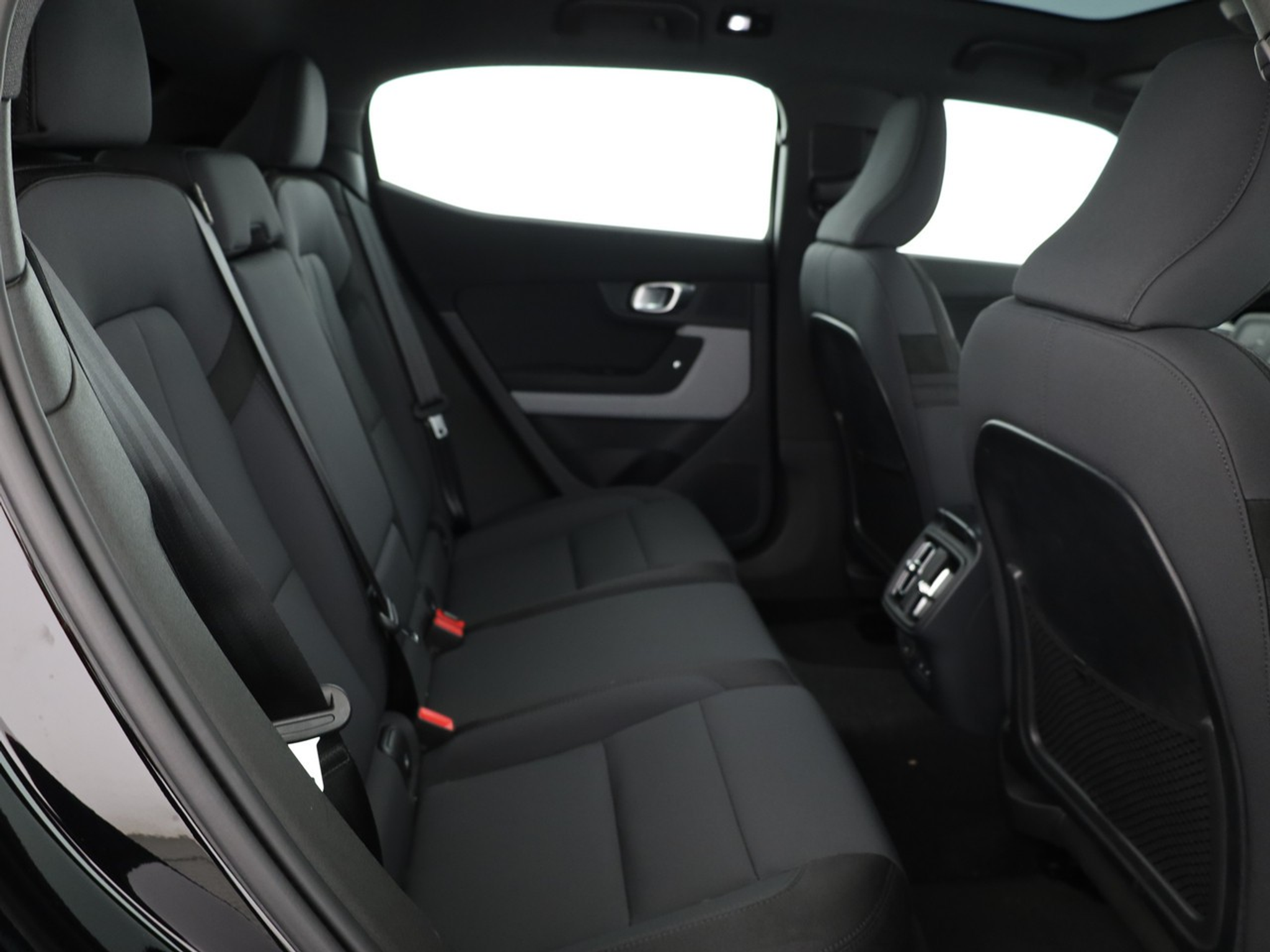 listing desktop thumbnail image 8