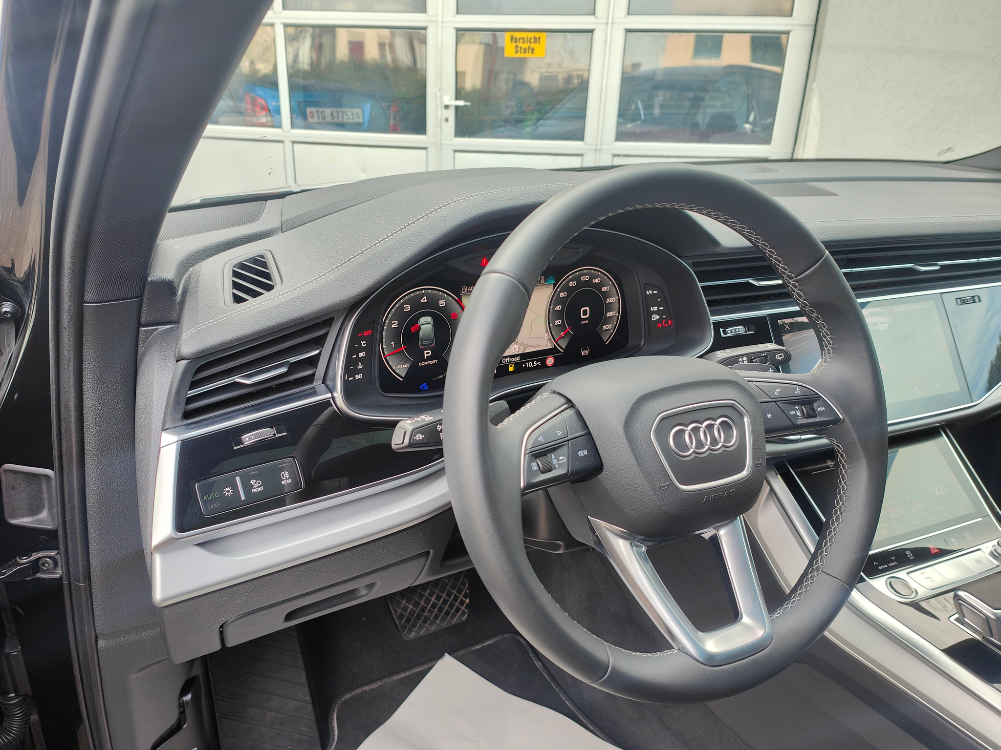 listing desktop thumbnail image 12