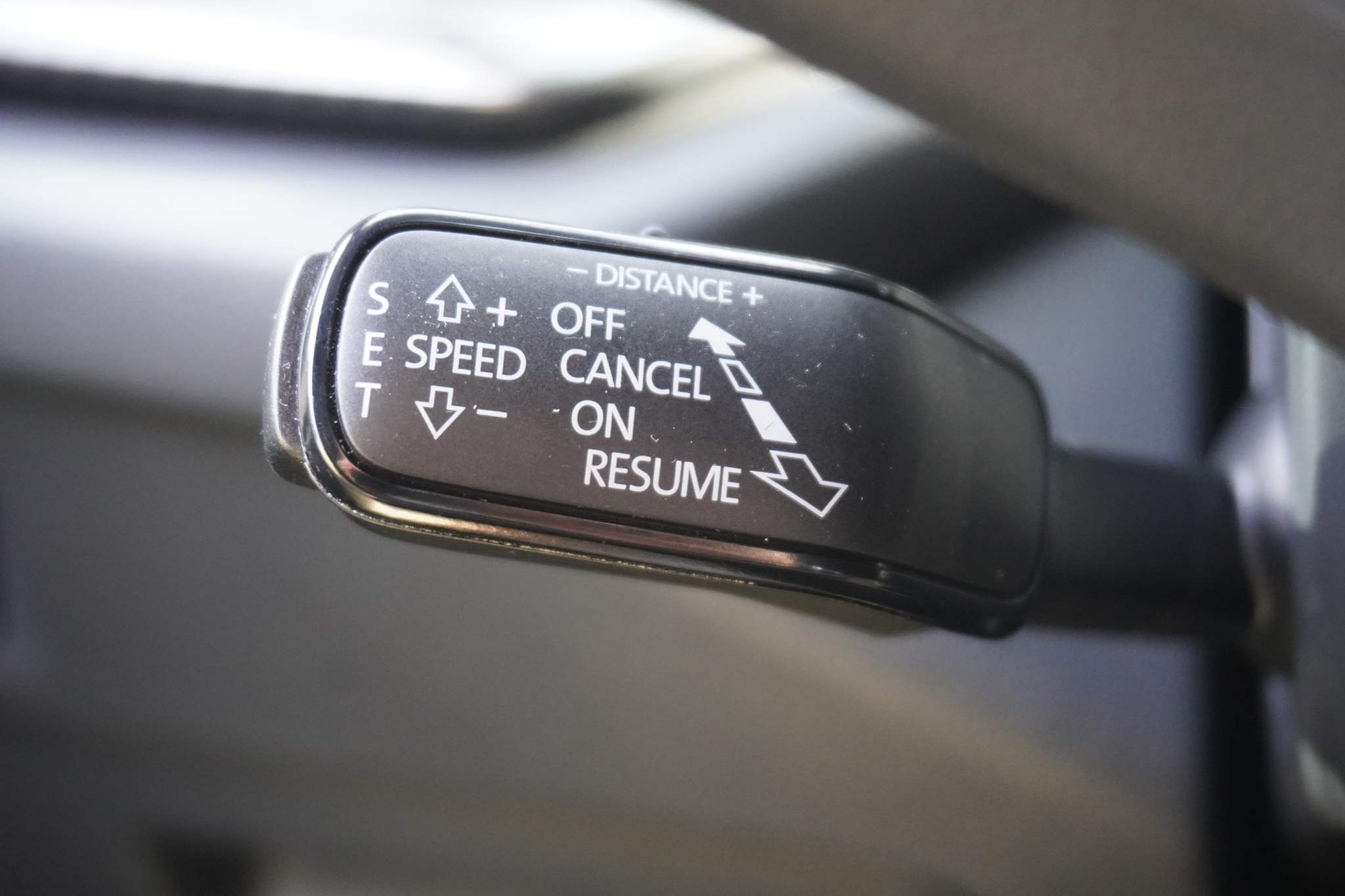 listing desktop thumbnail image 28