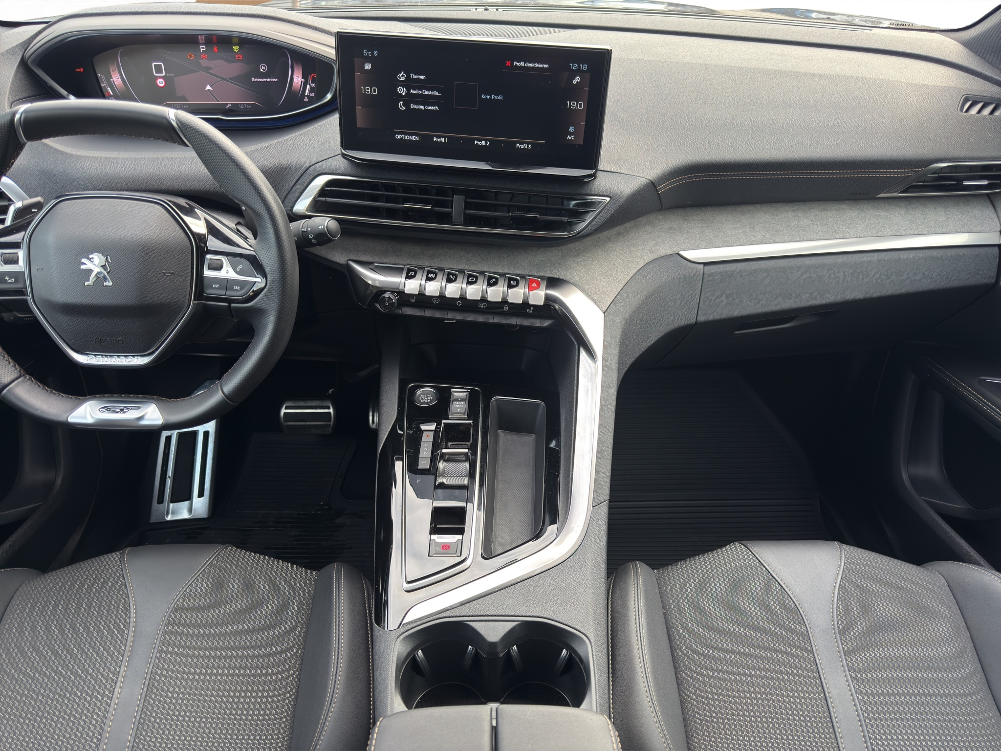 listing desktop thumbnail image 15