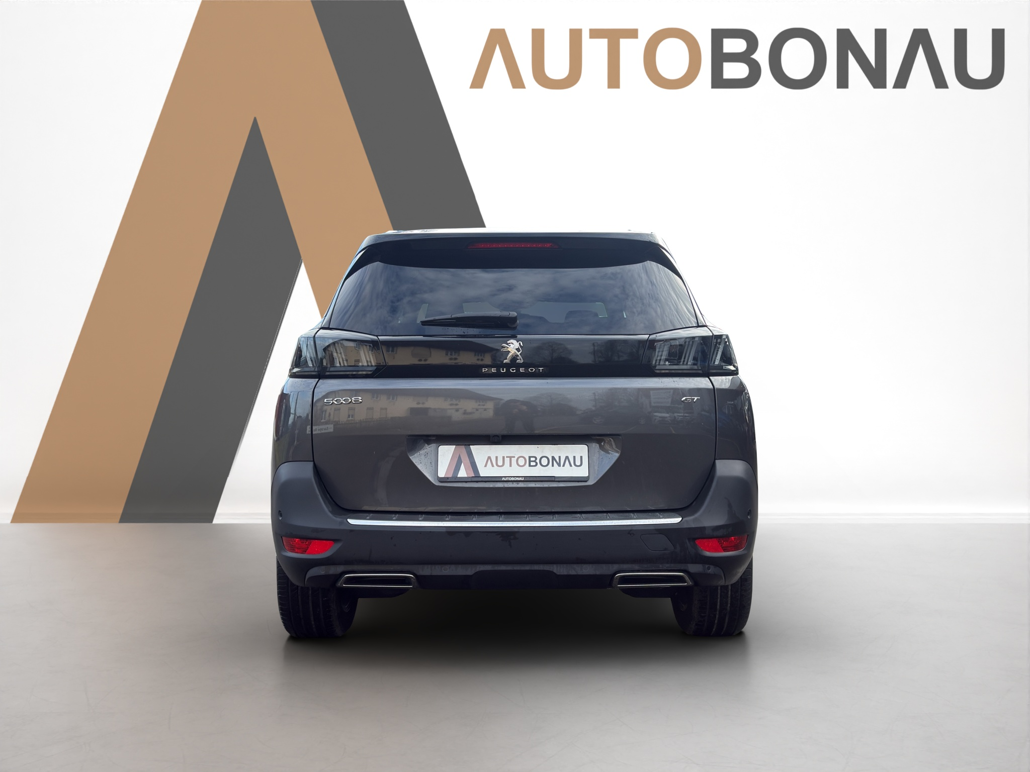 listing desktop thumbnail image 3